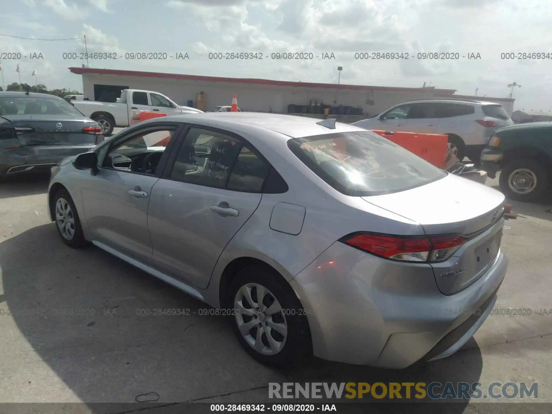 3 Photograph of a damaged car JTDEPRAE1LJ025357 TOYOTA COROLLA 2020