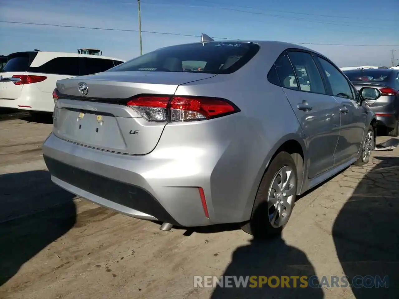 4 Photograph of a damaged car JTDEPRAE1LJ026329 TOYOTA COROLLA 2020