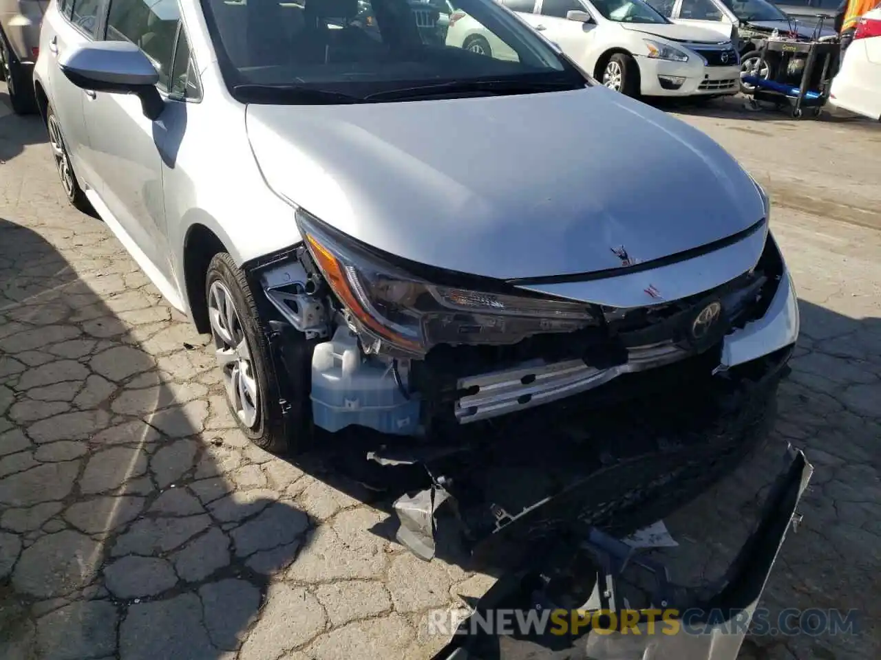 9 Photograph of a damaged car JTDEPRAE1LJ026329 TOYOTA COROLLA 2020