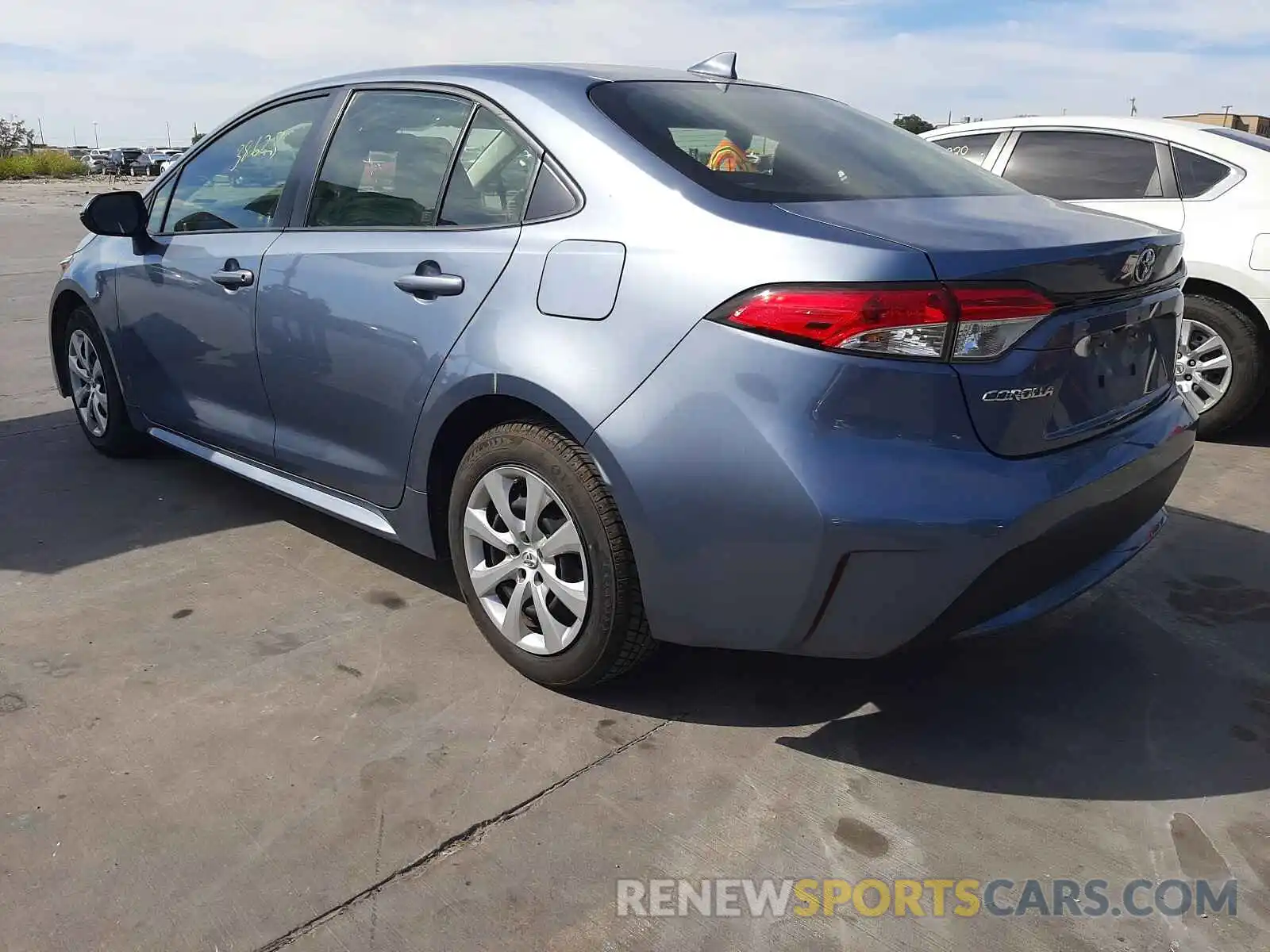 3 Photograph of a damaged car JTDEPRAE1LJ026881 TOYOTA COROLLA 2020