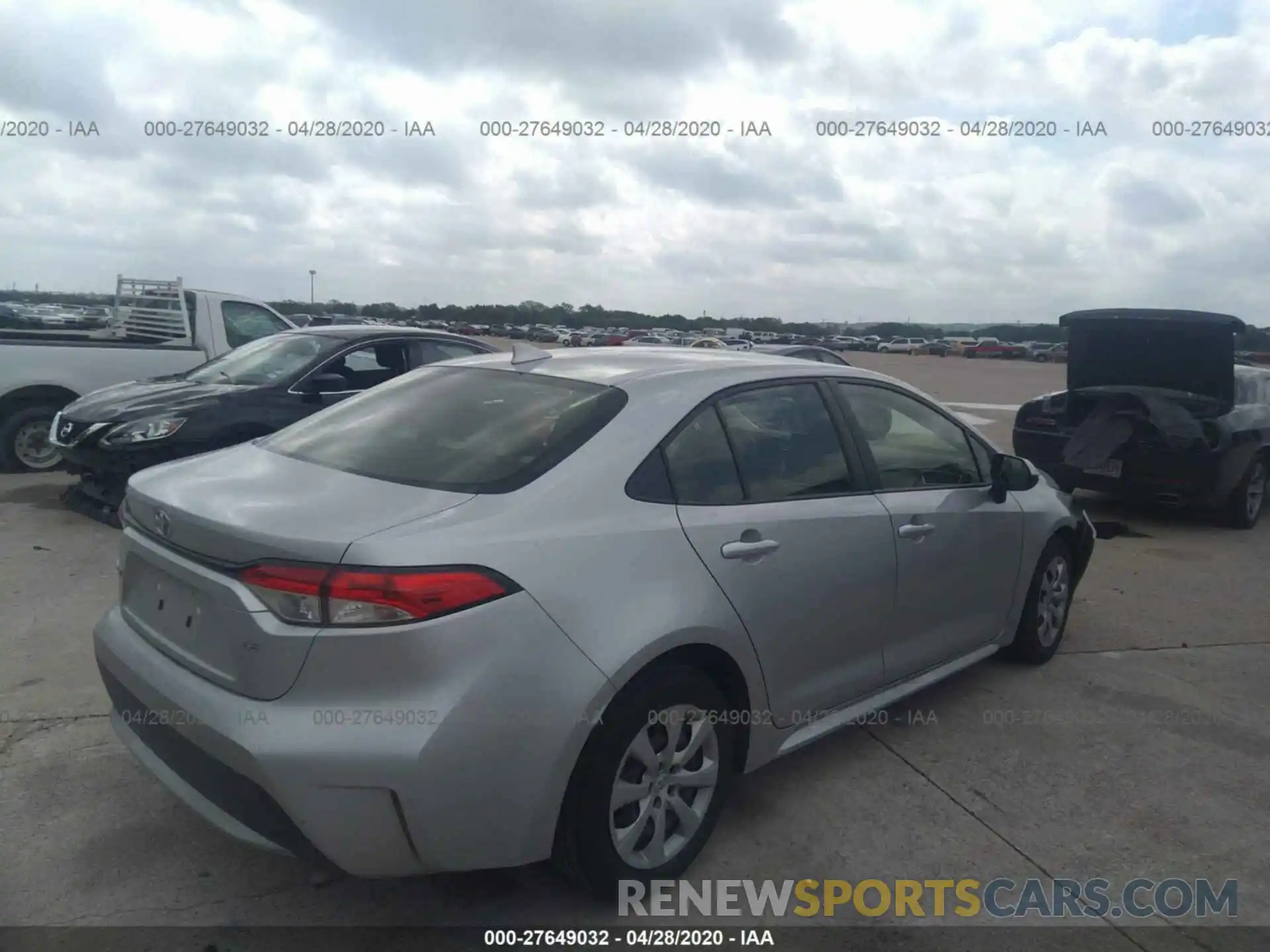 4 Photograph of a damaged car JTDEPRAE1LJ027156 TOYOTA COROLLA 2020