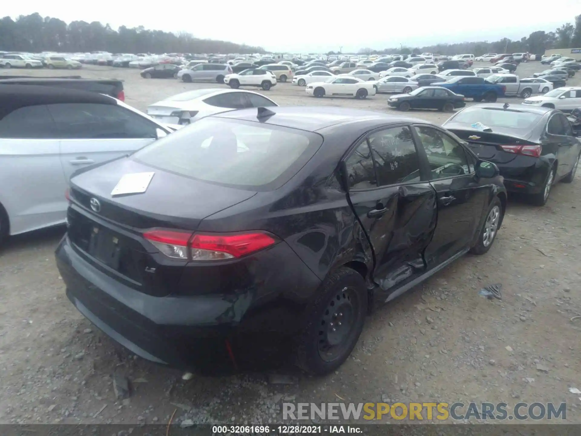 4 Photograph of a damaged car JTDEPRAE1LJ028436 TOYOTA COROLLA 2020