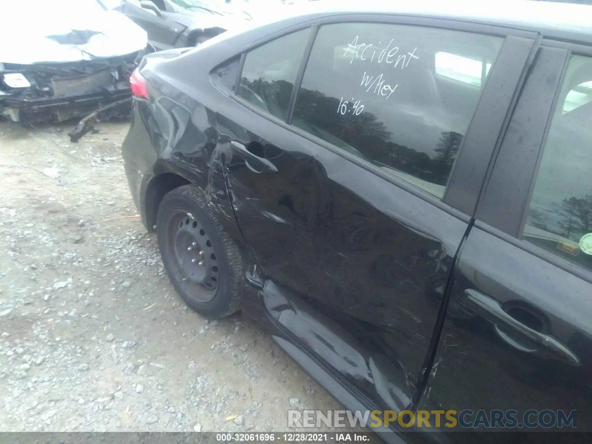 6 Photograph of a damaged car JTDEPRAE1LJ028436 TOYOTA COROLLA 2020