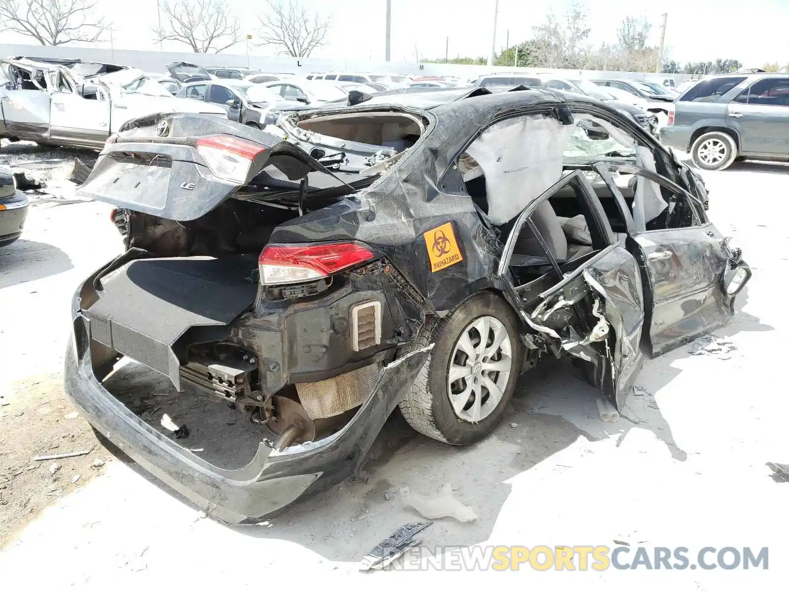 6 Photograph of a damaged car JTDEPRAE1LJ028498 TOYOTA COROLLA 2020