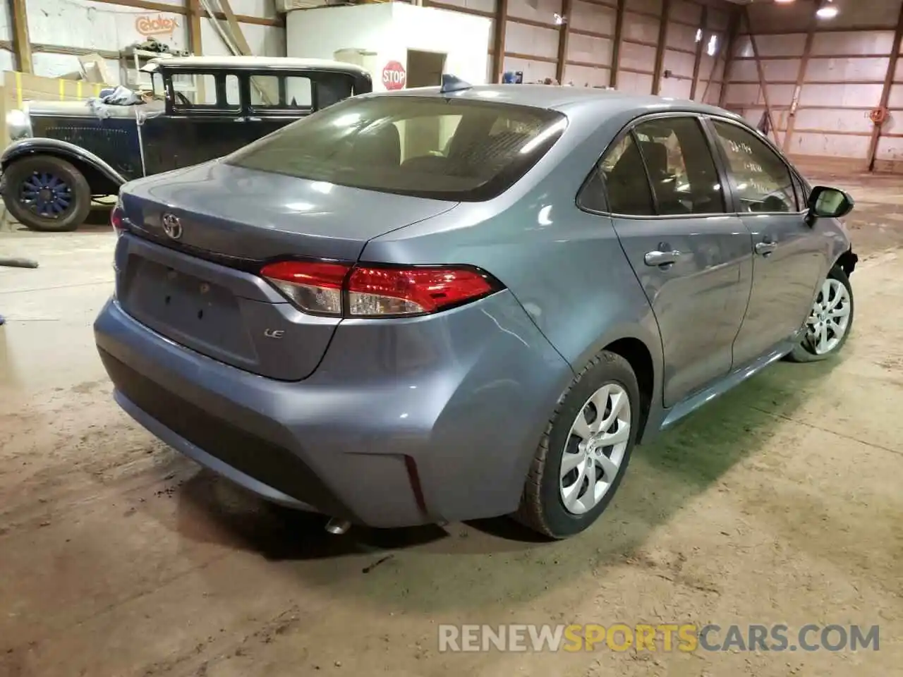 4 Photograph of a damaged car JTDEPRAE1LJ033622 TOYOTA COROLLA 2020