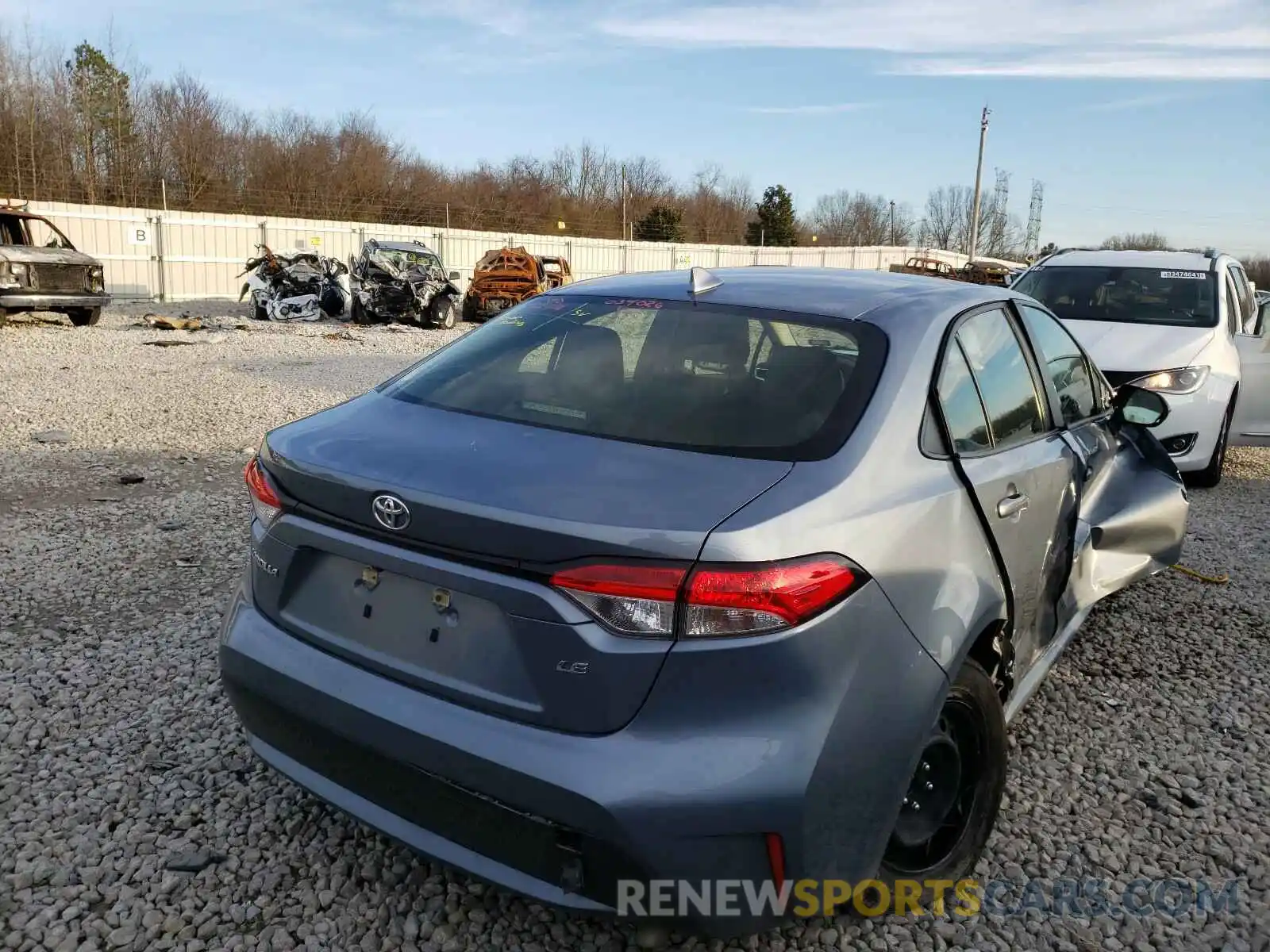 4 Photograph of a damaged car JTDEPRAE1LJ034026 TOYOTA COROLLA 2020