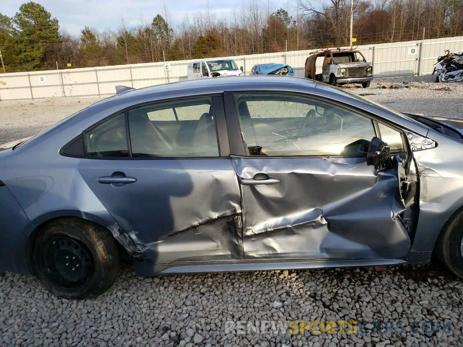 9 Photograph of a damaged car JTDEPRAE1LJ034026 TOYOTA COROLLA 2020