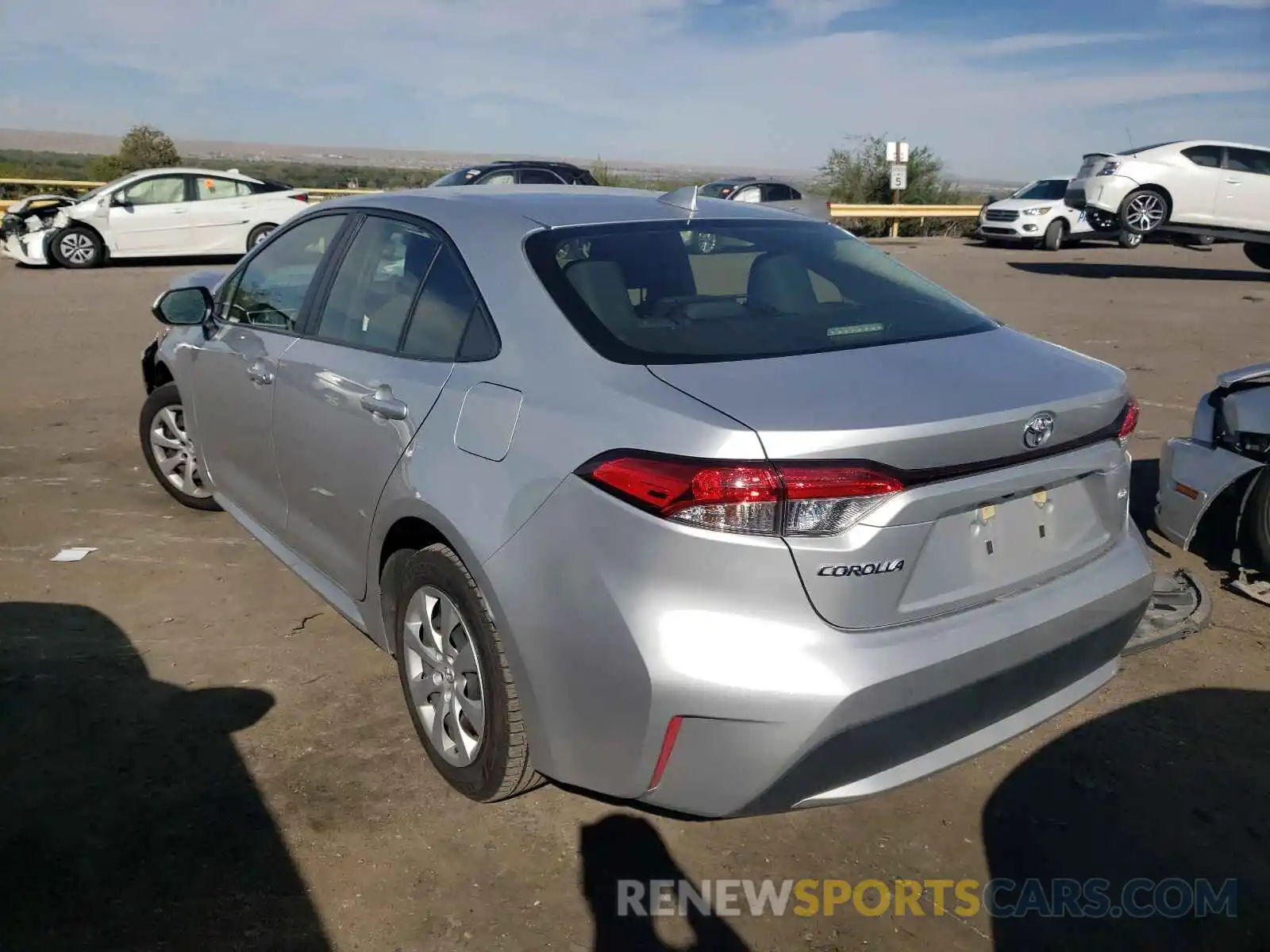 3 Photograph of a damaged car JTDEPRAE1LJ034754 TOYOTA COROLLA 2020