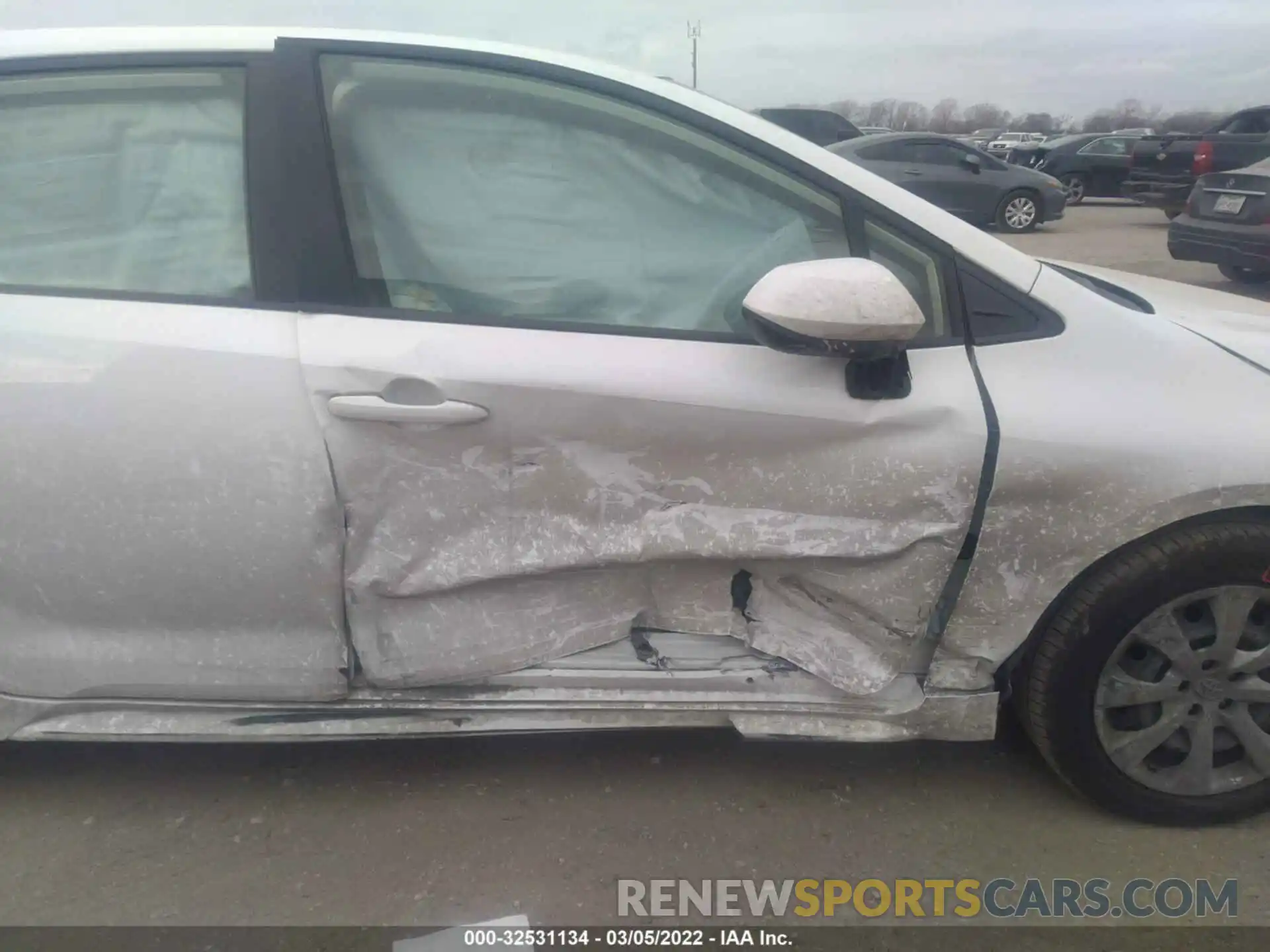 6 Photograph of a damaged car JTDEPRAE1LJ035855 TOYOTA COROLLA 2020