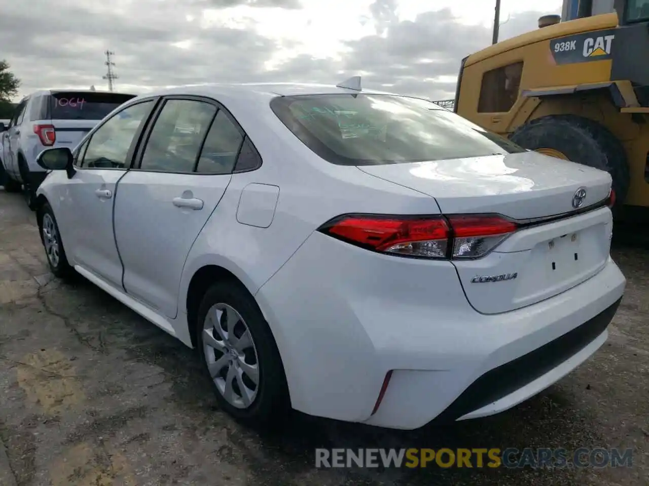 3 Photograph of a damaged car JTDEPRAE1LJ037377 TOYOTA COROLLA 2020