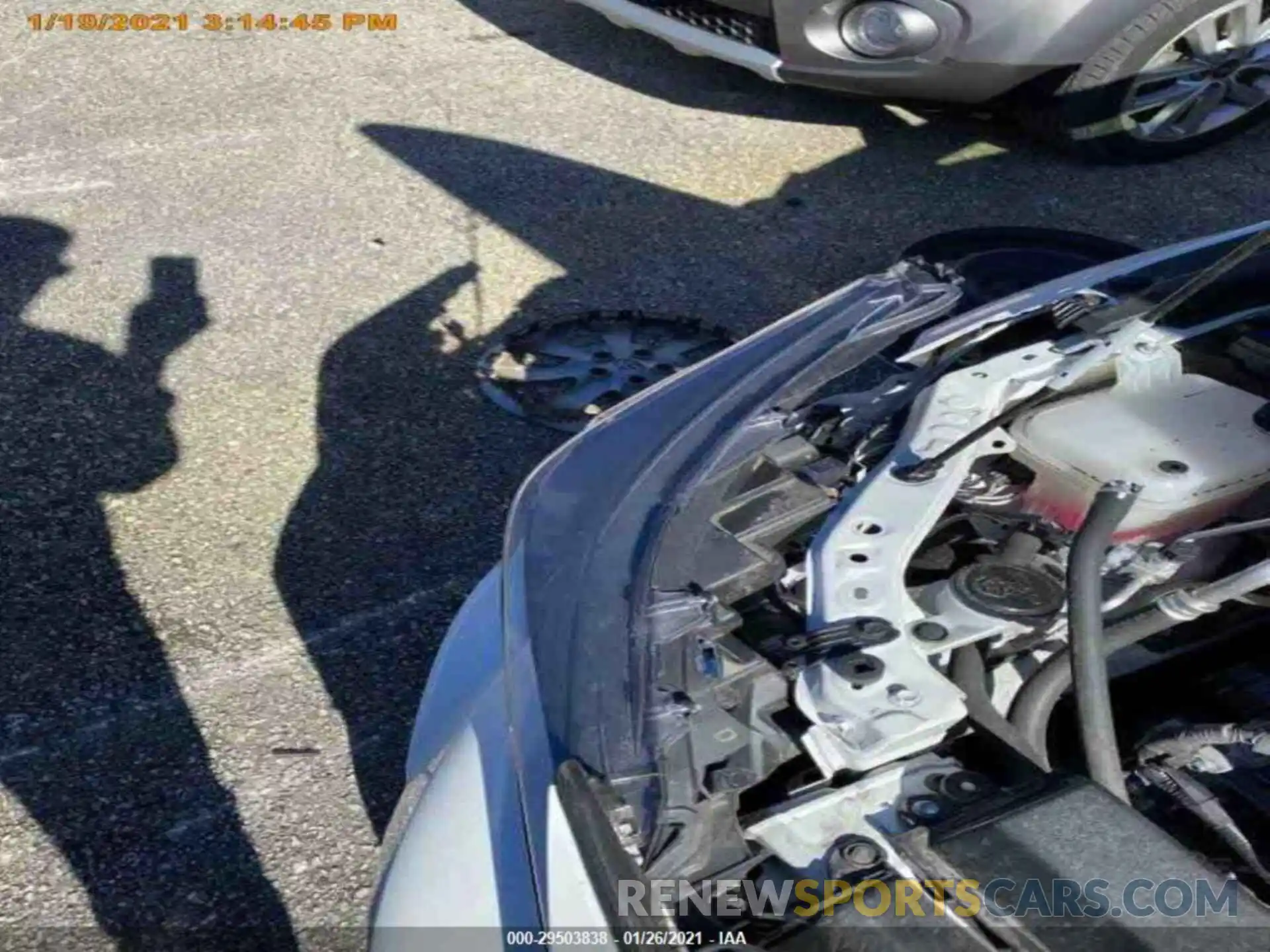 8 Фотография поврежденного автомобиля JTDEPRAE1LJ037668 TOYOTA COROLLA 2020