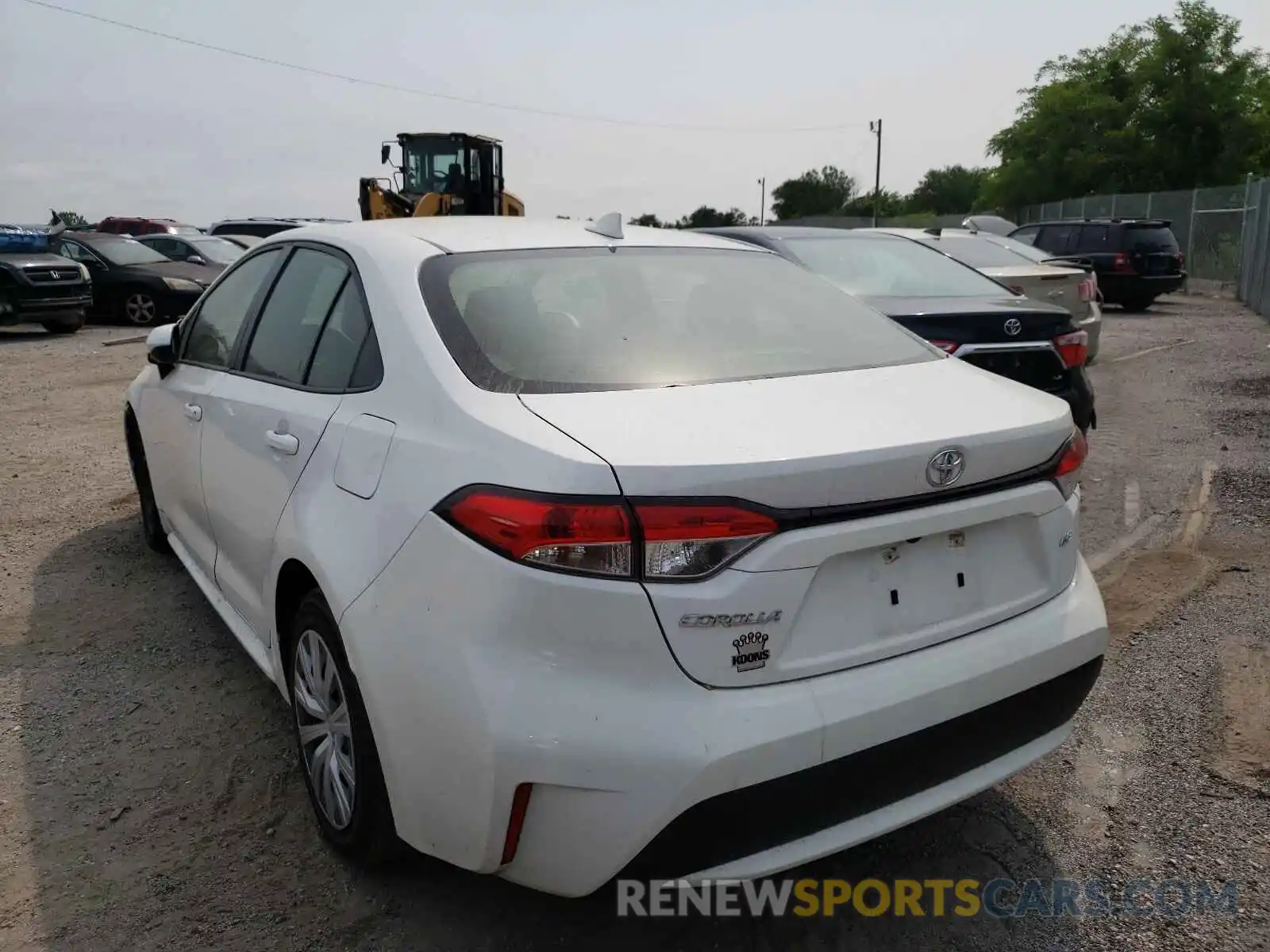 3 Photograph of a damaged car JTDEPRAE1LJ037816 TOYOTA COROLLA 2020