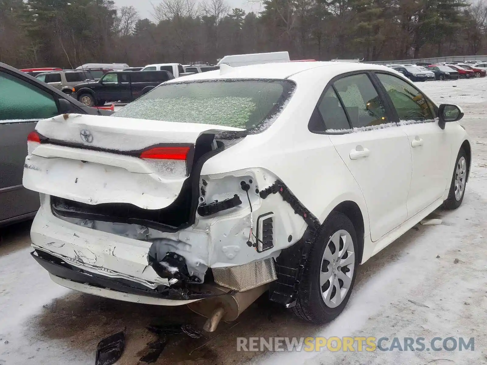 4 Photograph of a damaged car JTDEPRAE1LJ037847 TOYOTA COROLLA 2020