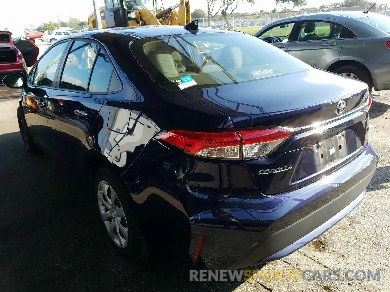 3 Photograph of a damaged car JTDEPRAE1LJ039131 TOYOTA COROLLA 2020