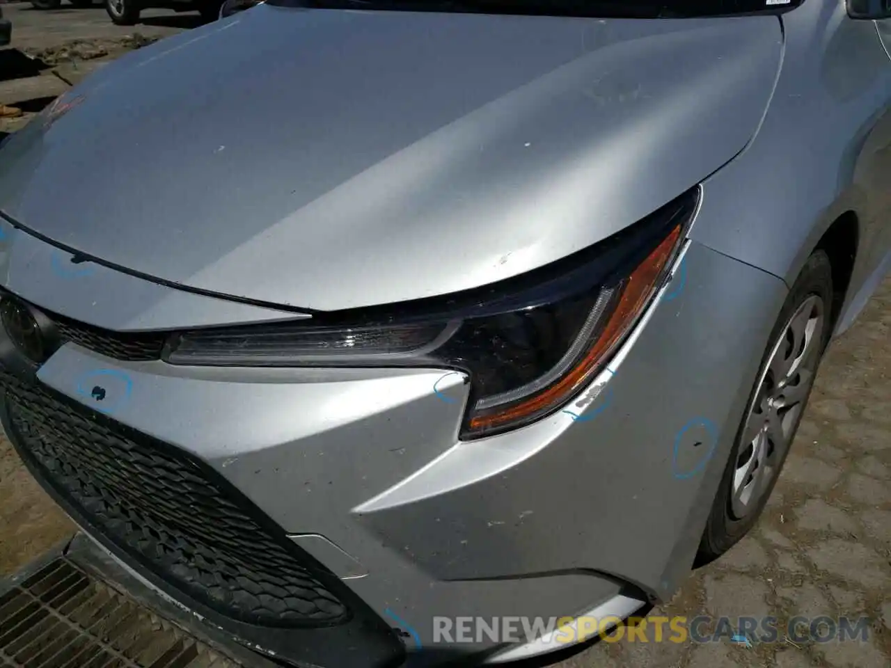 9 Photograph of a damaged car JTDEPRAE1LJ039369 TOYOTA COROLLA 2020