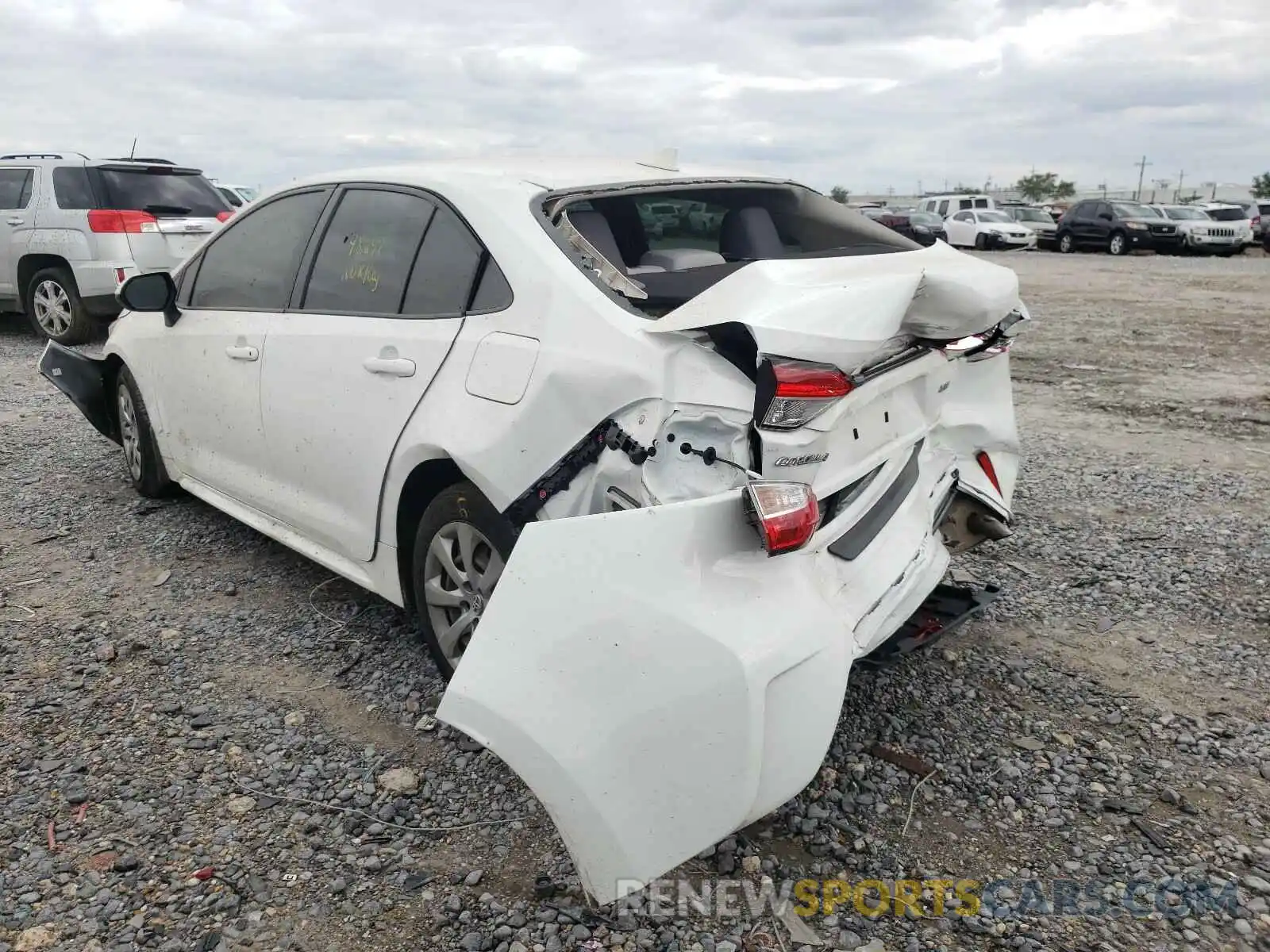 3 Photograph of a damaged car JTDEPRAE1LJ039940 TOYOTA COROLLA 2020