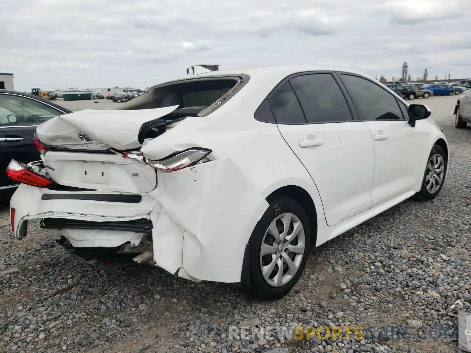 4 Photograph of a damaged car JTDEPRAE1LJ039940 TOYOTA COROLLA 2020