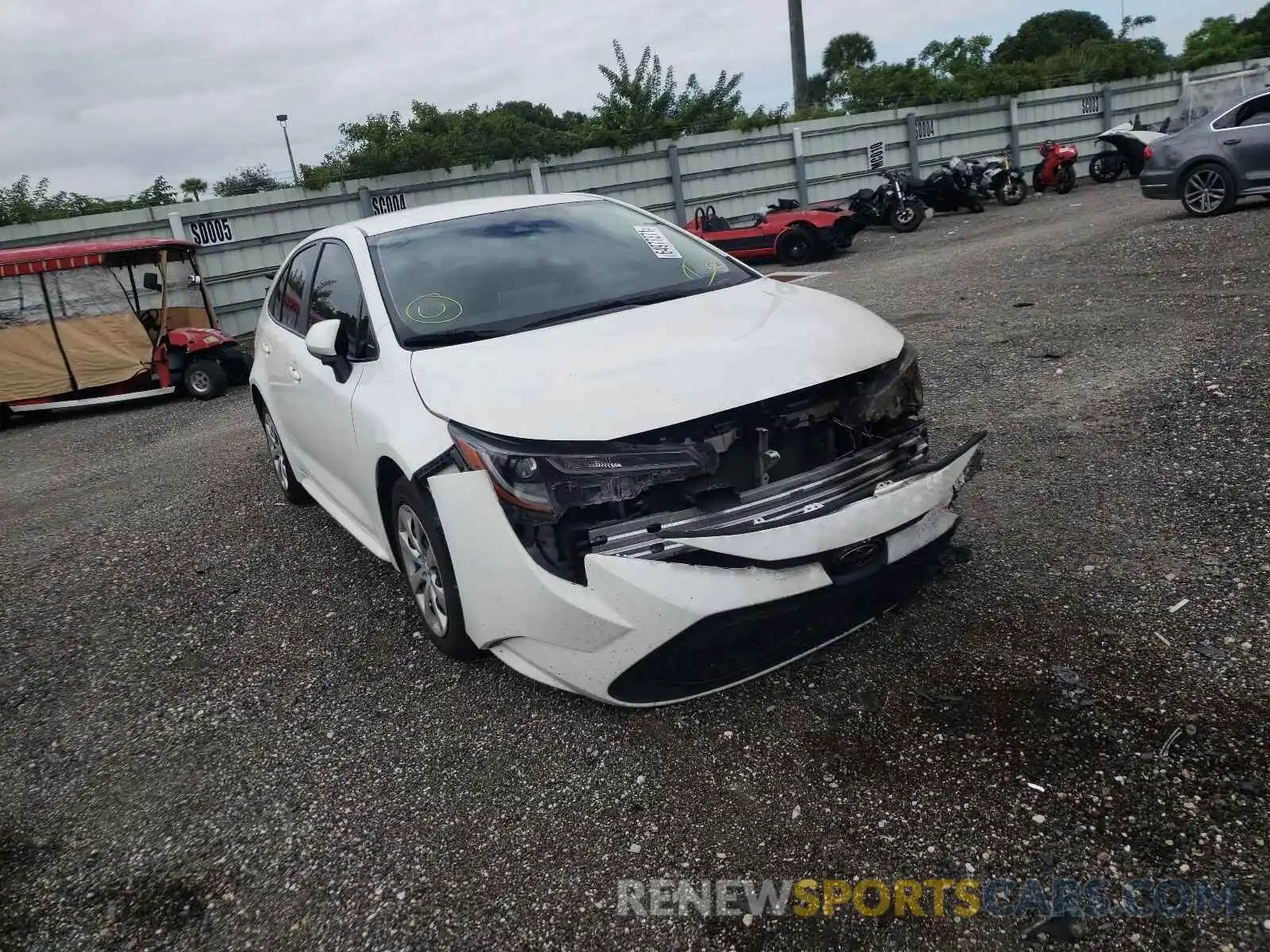 1 Photograph of a damaged car JTDEPRAE1LJ040067 TOYOTA COROLLA 2020