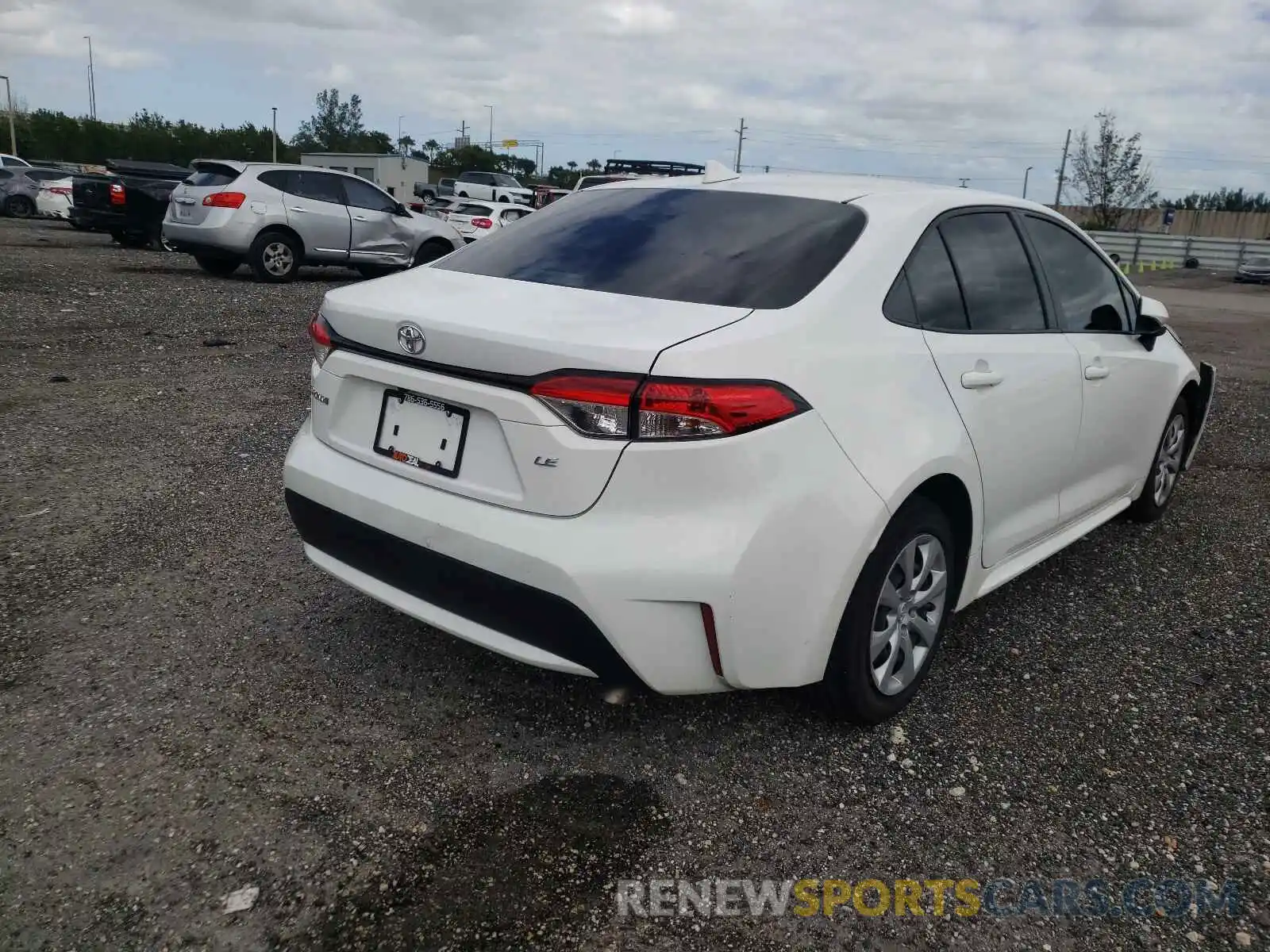 4 Photograph of a damaged car JTDEPRAE1LJ040067 TOYOTA COROLLA 2020