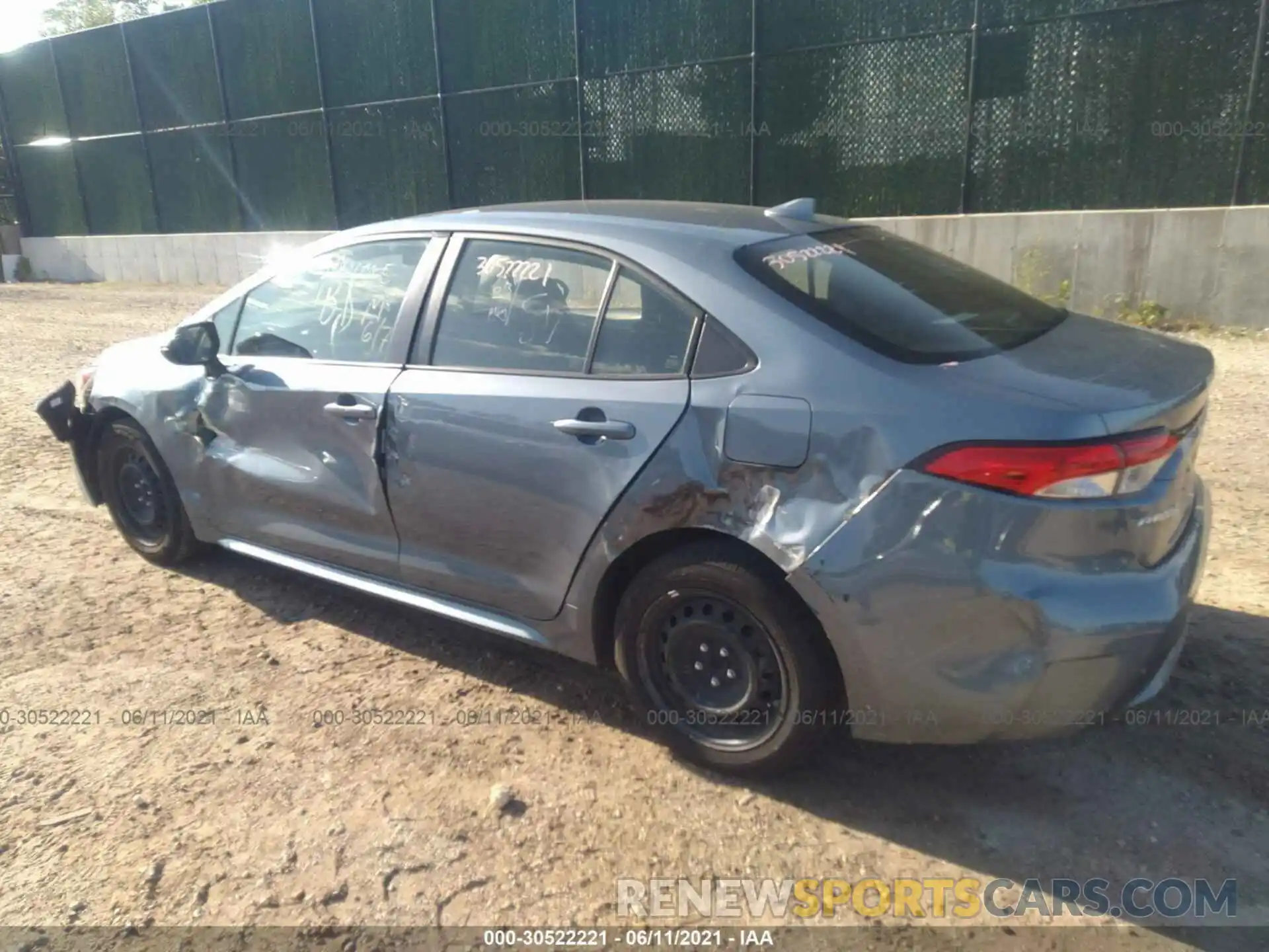 3 Photograph of a damaged car JTDEPRAE1LJ040103 TOYOTA COROLLA 2020