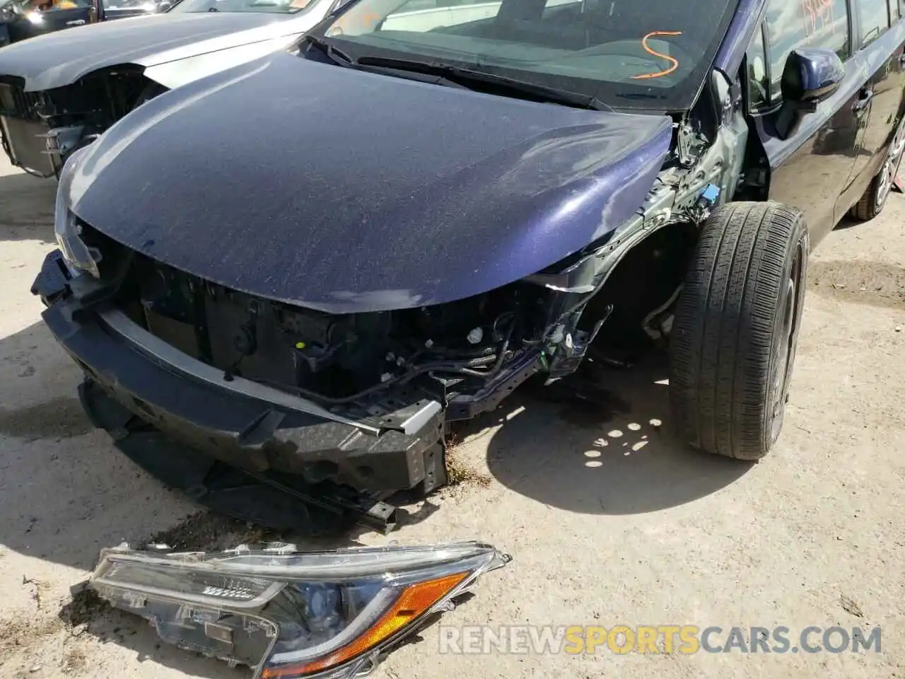 9 Photograph of a damaged car JTDEPRAE1LJ041820 TOYOTA COROLLA 2020