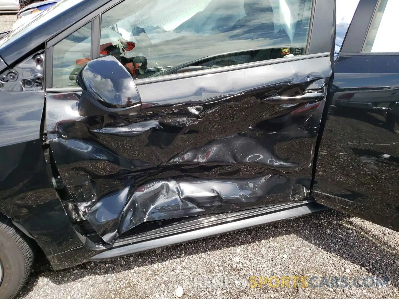 10 Photograph of a damaged car JTDEPRAE1LJ043101 TOYOTA COROLLA 2020