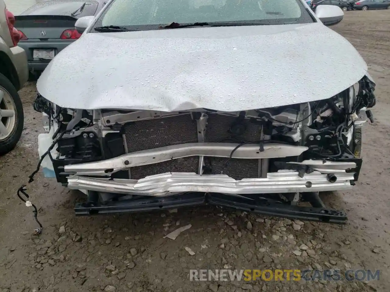 9 Photograph of a damaged car JTDEPRAE1LJ043177 TOYOTA COROLLA 2020