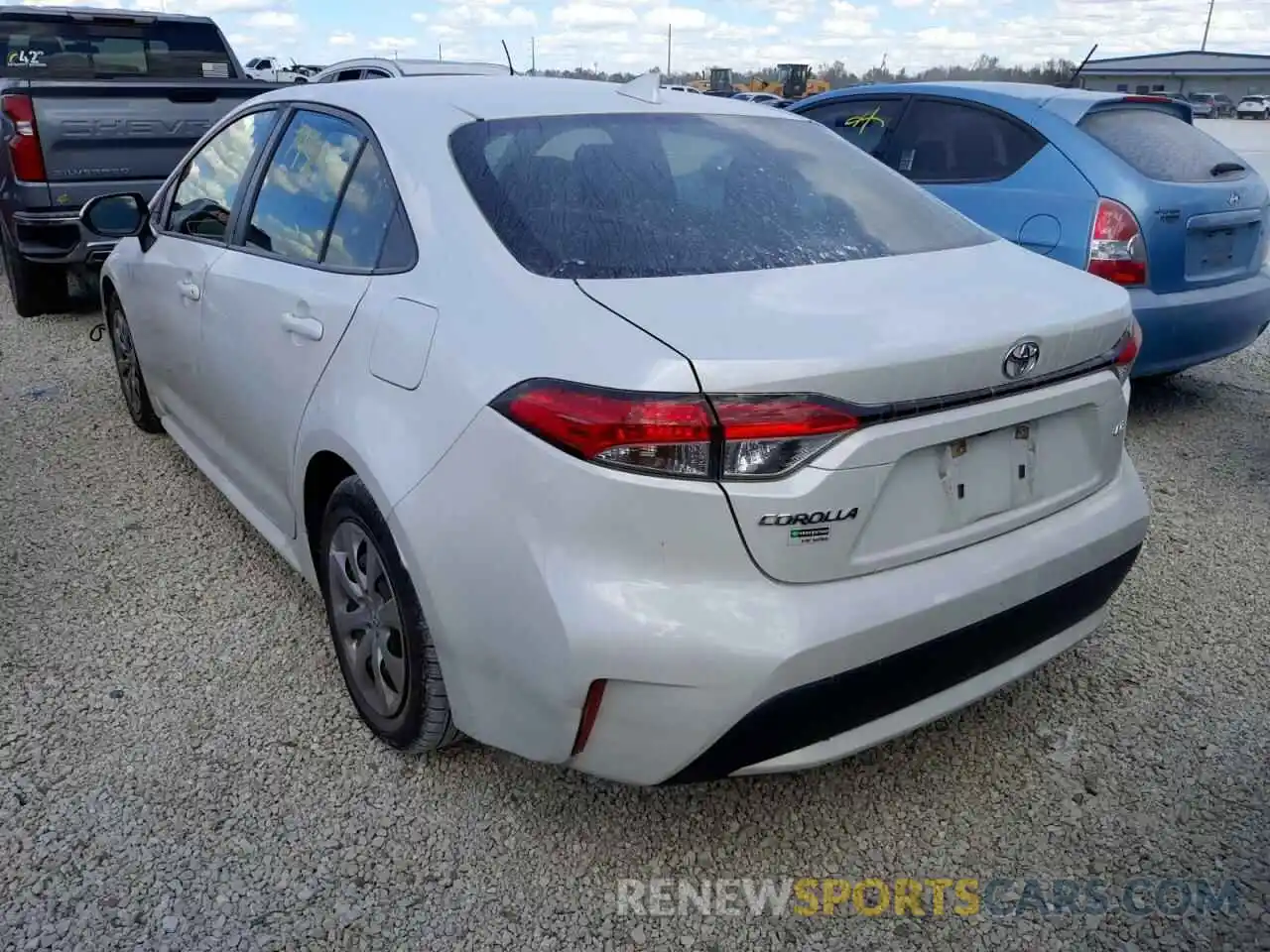 3 Photograph of a damaged car JTDEPRAE1LJ043809 TOYOTA COROLLA 2020