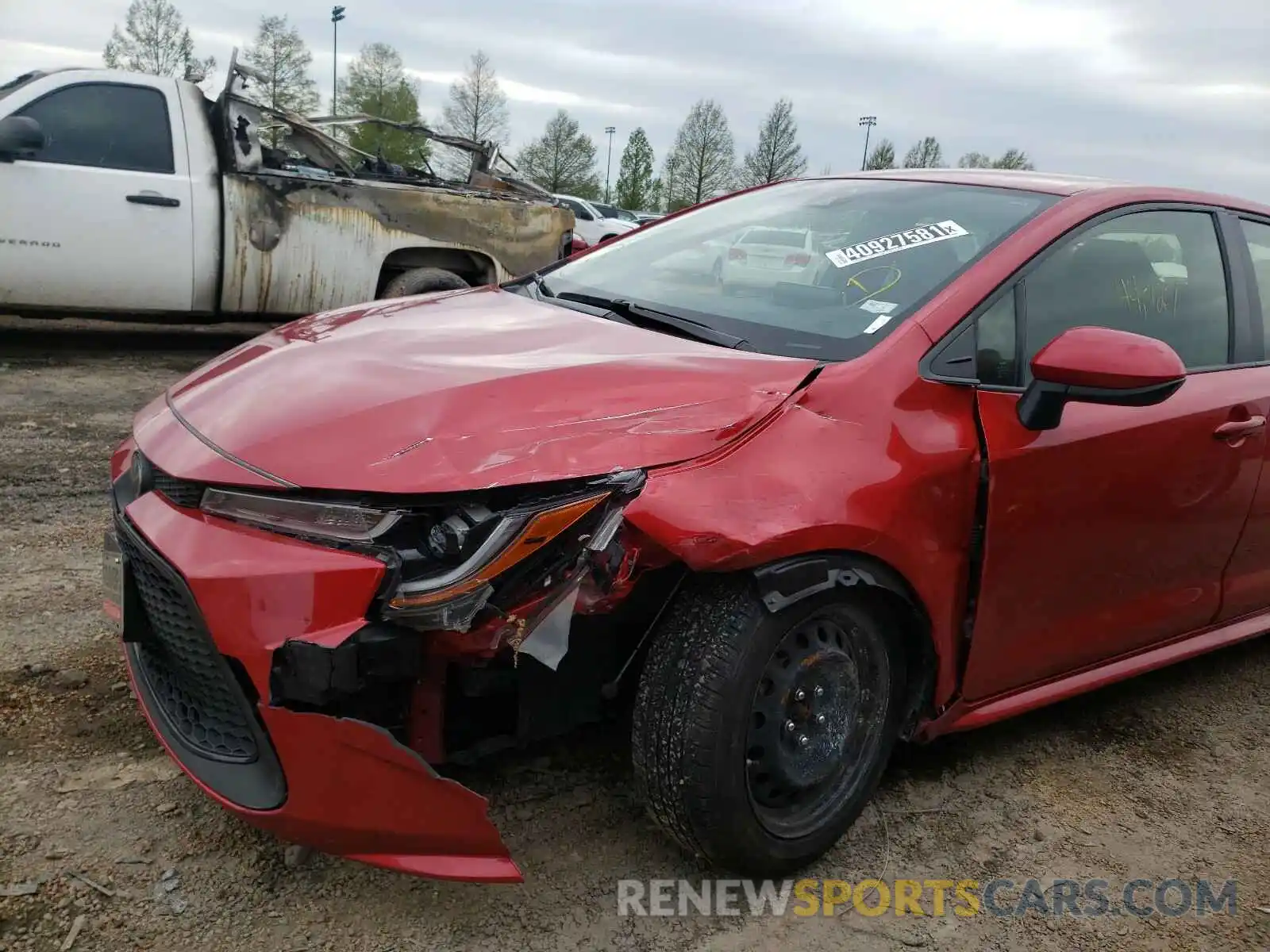 9 Photograph of a damaged car JTDEPRAE1LJ044068 TOYOTA COROLLA 2020