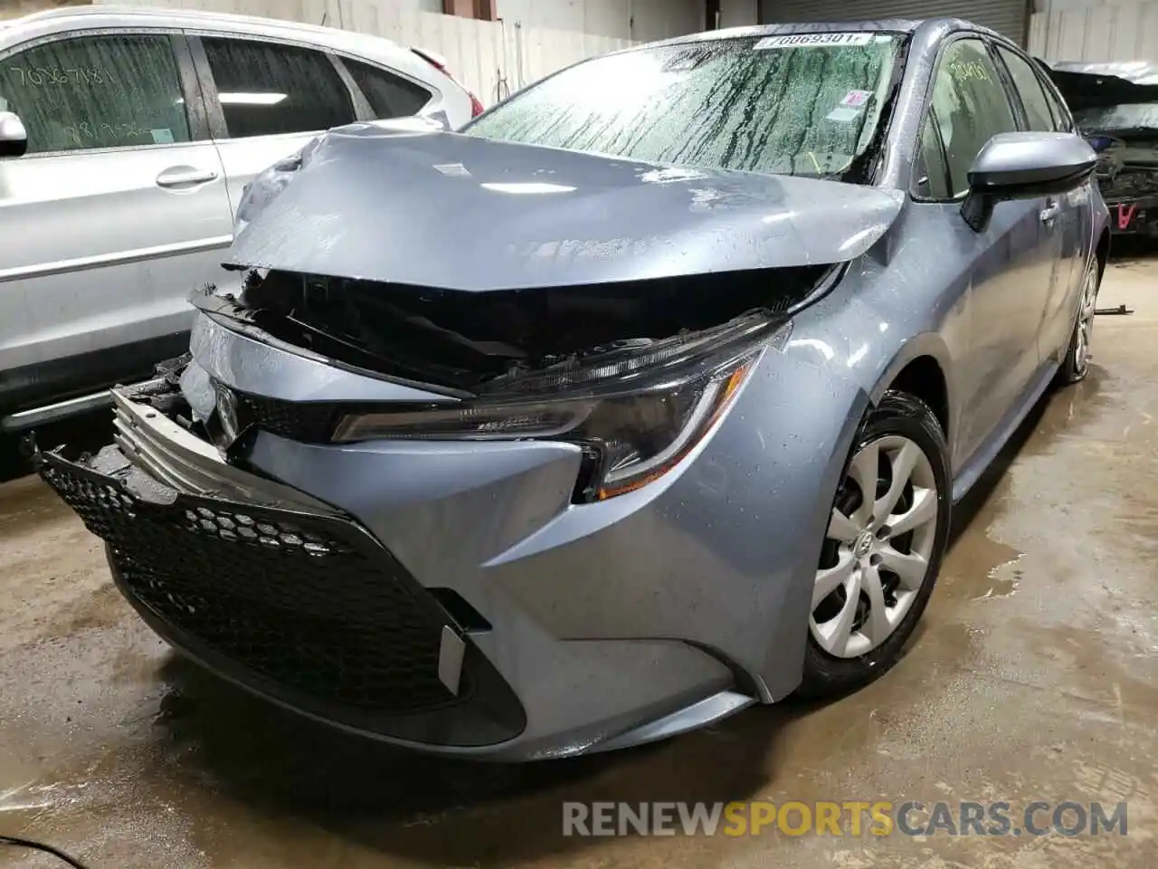 2 Photograph of a damaged car JTDEPRAE1LJ045303 TOYOTA COROLLA 2020