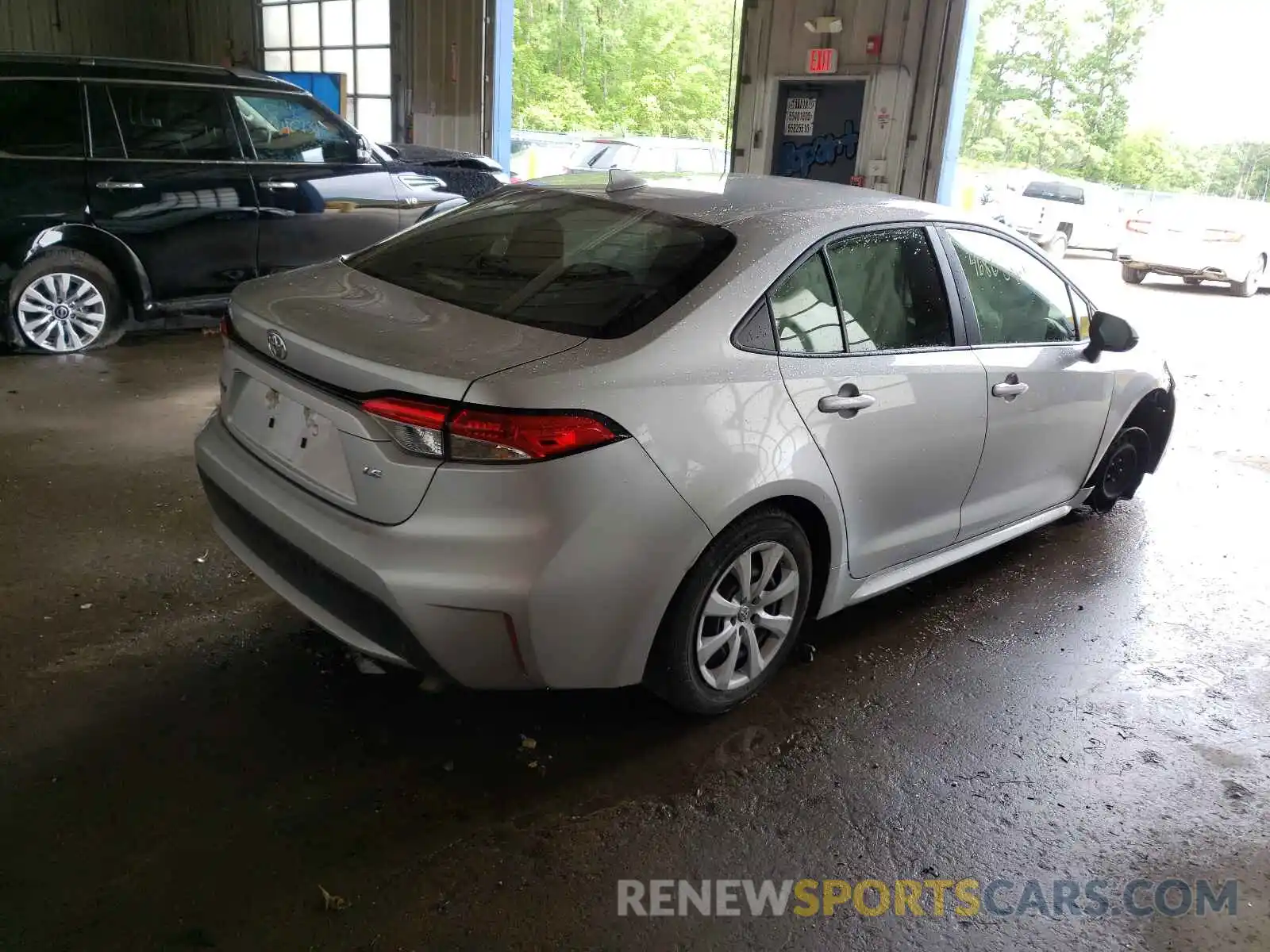 4 Photograph of a damaged car JTDEPRAE1LJ047147 TOYOTA COROLLA 2020