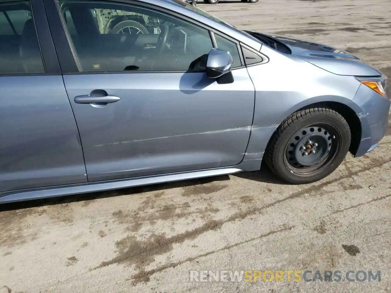 9 Photograph of a damaged car JTDEPRAE1LJ047391 TOYOTA COROLLA 2020