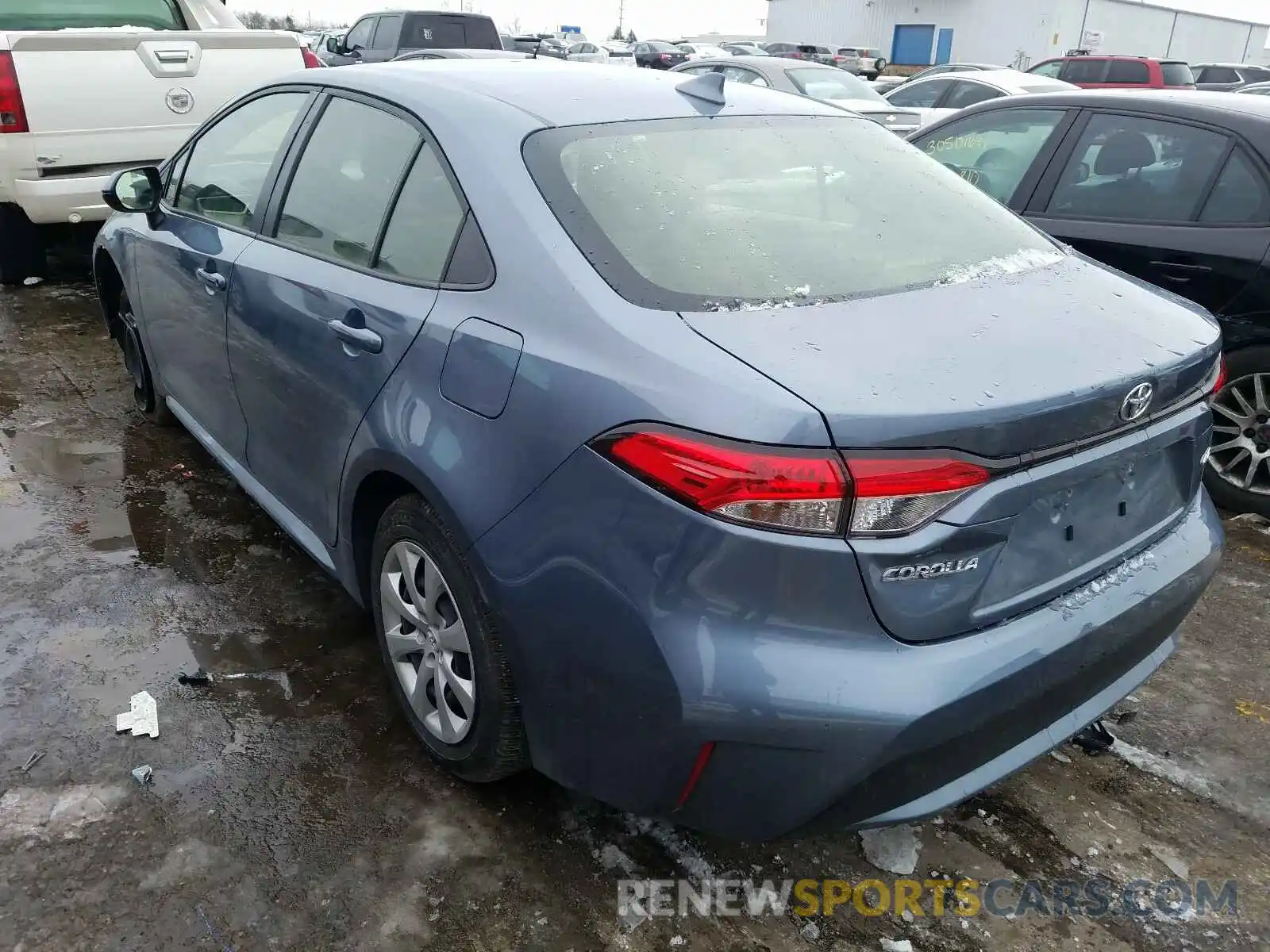 3 Photograph of a damaged car JTDEPRAE1LJ050324 TOYOTA COROLLA 2020