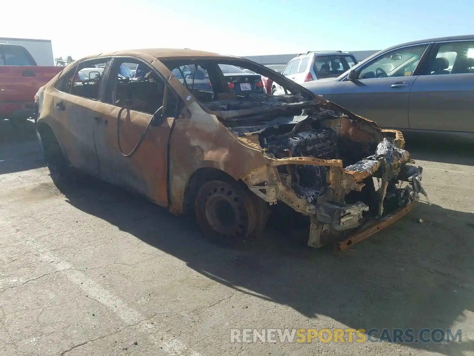 1 Photograph of a damaged car JTDEPRAE1LJ050985 TOYOTA COROLLA 2020