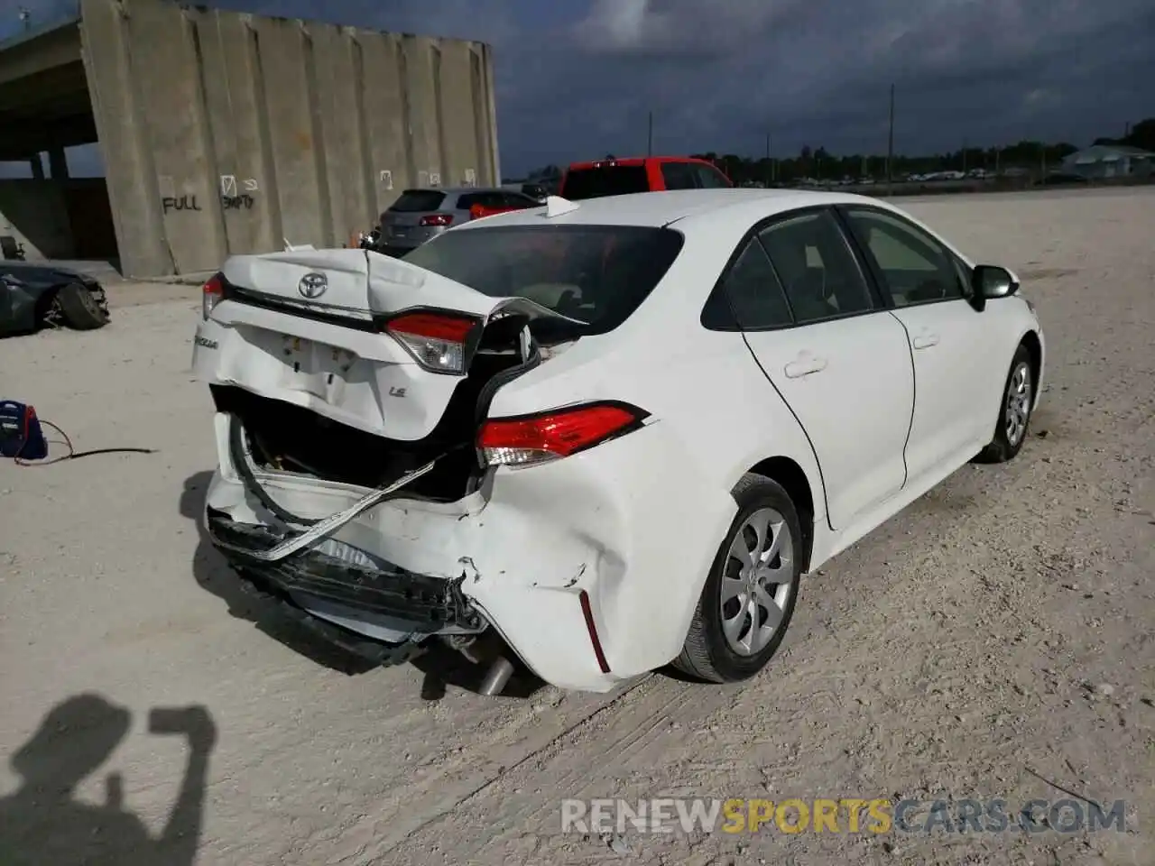 4 Photograph of a damaged car JTDEPRAE1LJ051103 TOYOTA COROLLA 2020