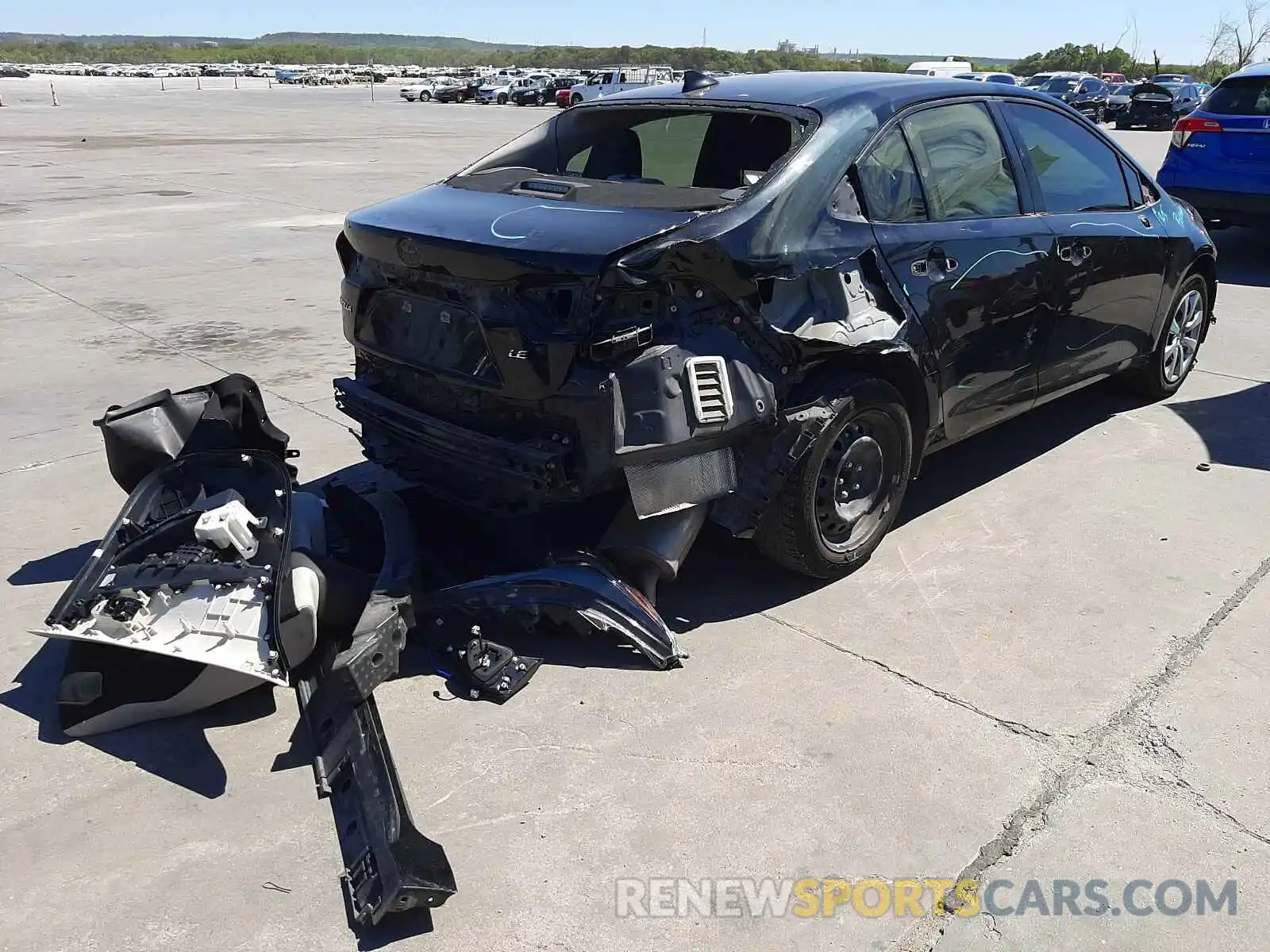 4 Photograph of a damaged car JTDEPRAE1LJ052431 TOYOTA COROLLA 2020