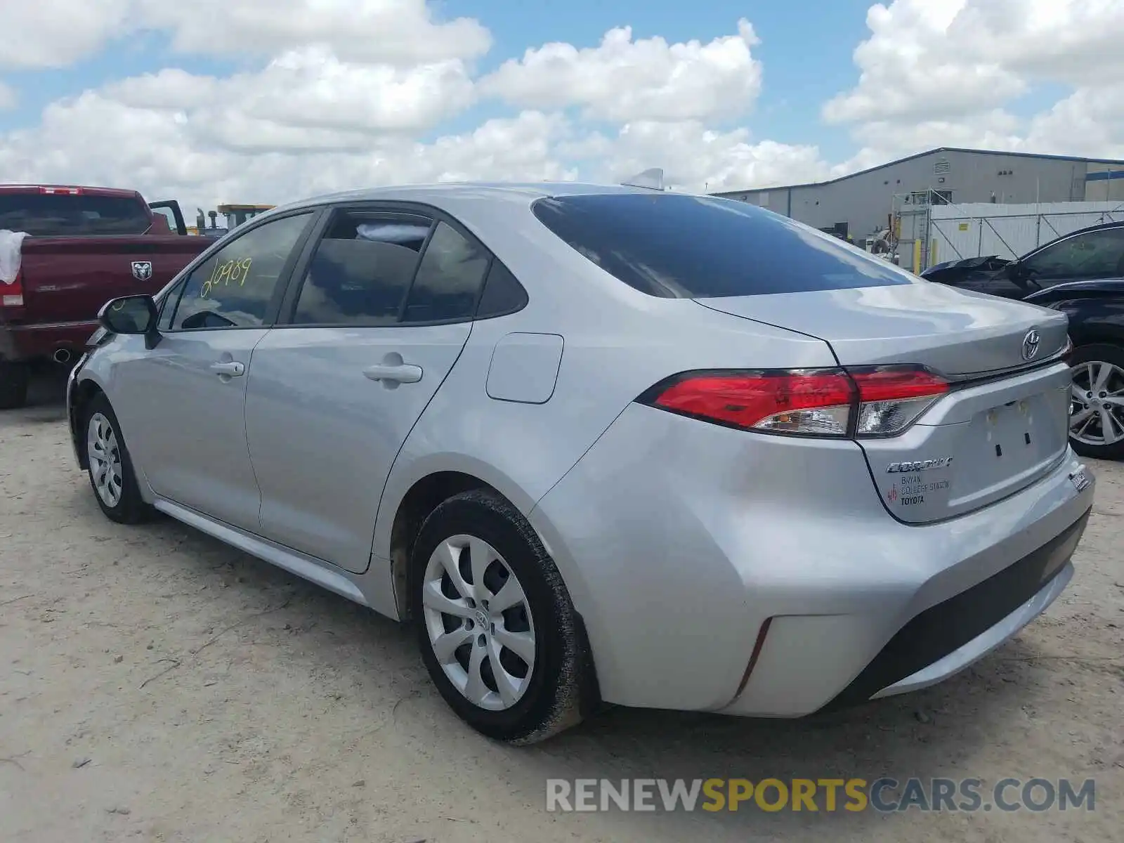 3 Photograph of a damaged car JTDEPRAE1LJ053403 TOYOTA COROLLA 2020