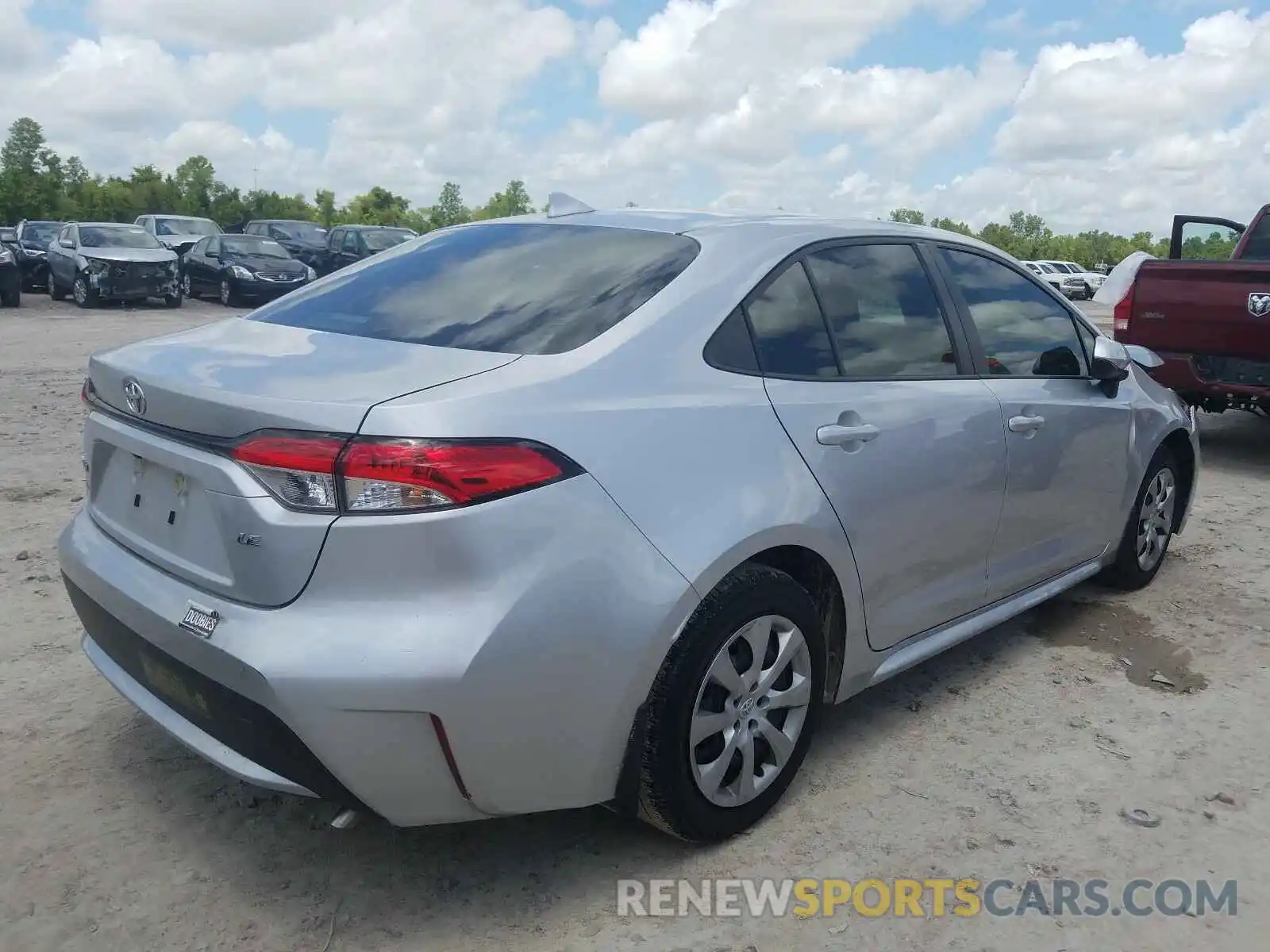 4 Photograph of a damaged car JTDEPRAE1LJ053403 TOYOTA COROLLA 2020