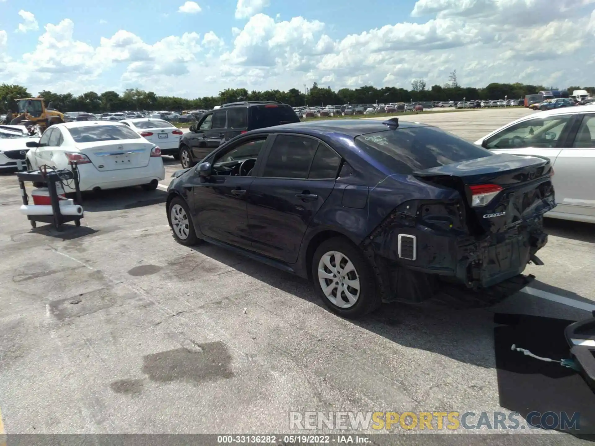 3 Photograph of a damaged car JTDEPRAE1LJ055197 TOYOTA COROLLA 2020