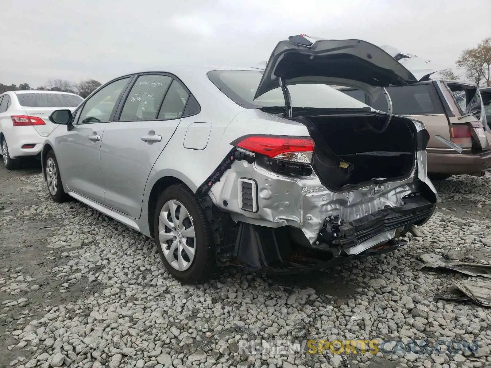 3 Photograph of a damaged car JTDEPRAE1LJ056298 TOYOTA COROLLA 2020