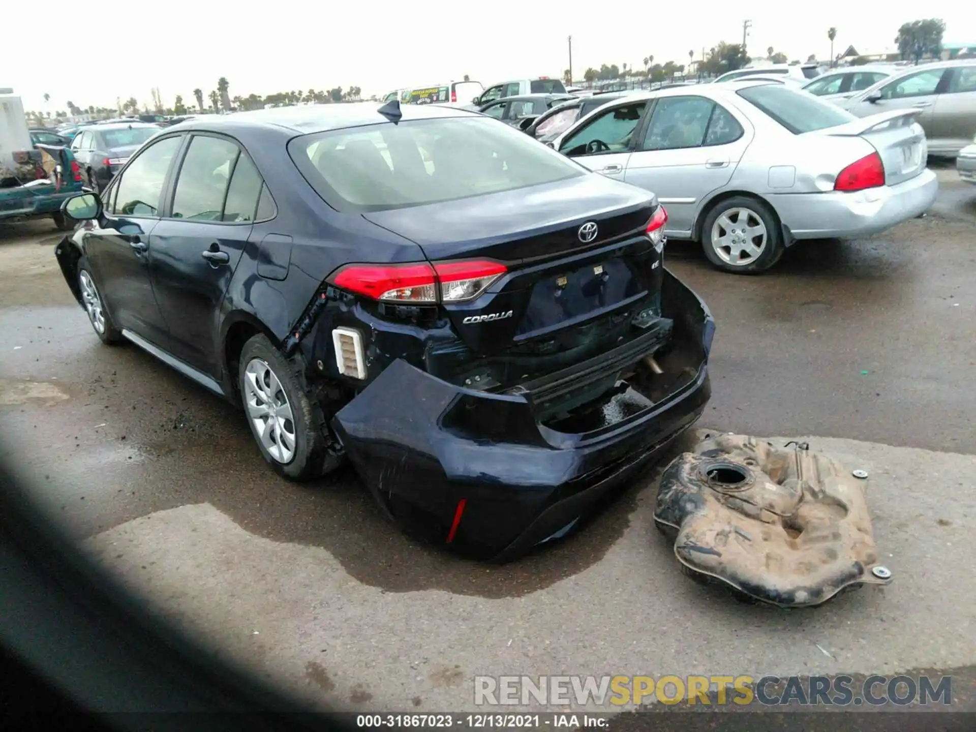 3 Photograph of a damaged car JTDEPRAE1LJ056379 TOYOTA COROLLA 2020