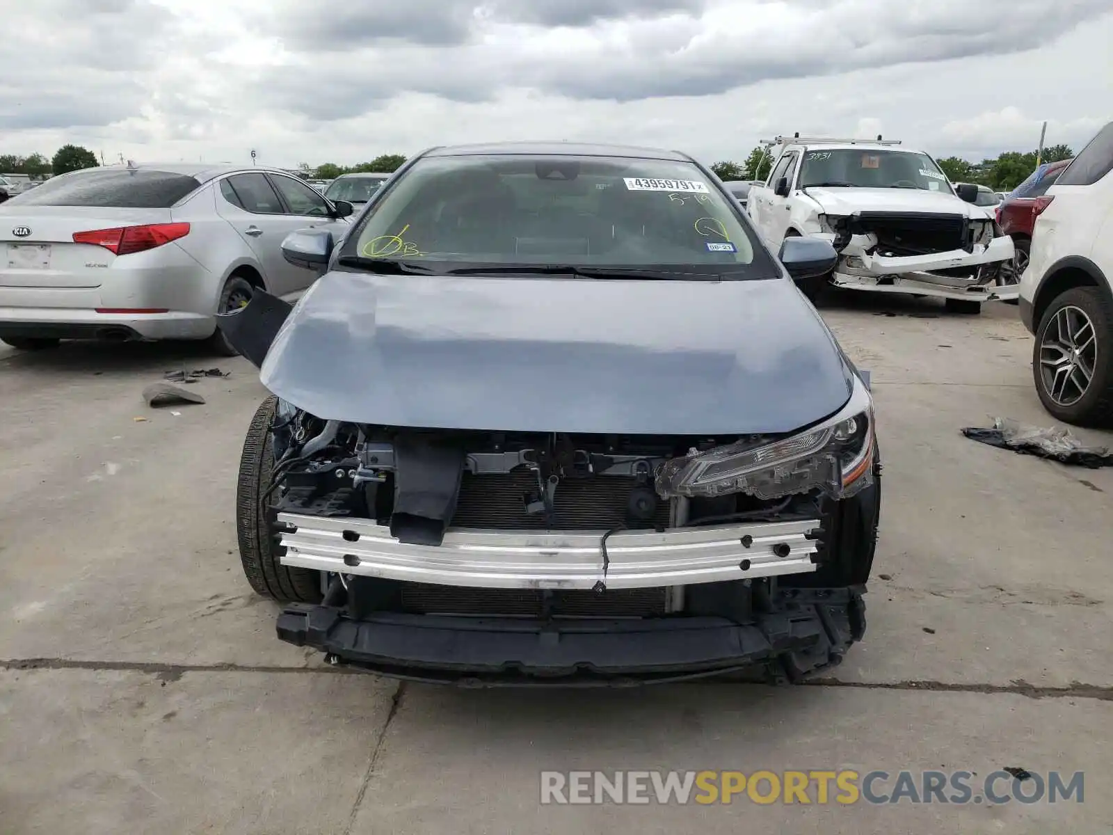 9 Photograph of a damaged car JTDEPRAE1LJ058116 TOYOTA COROLLA 2020