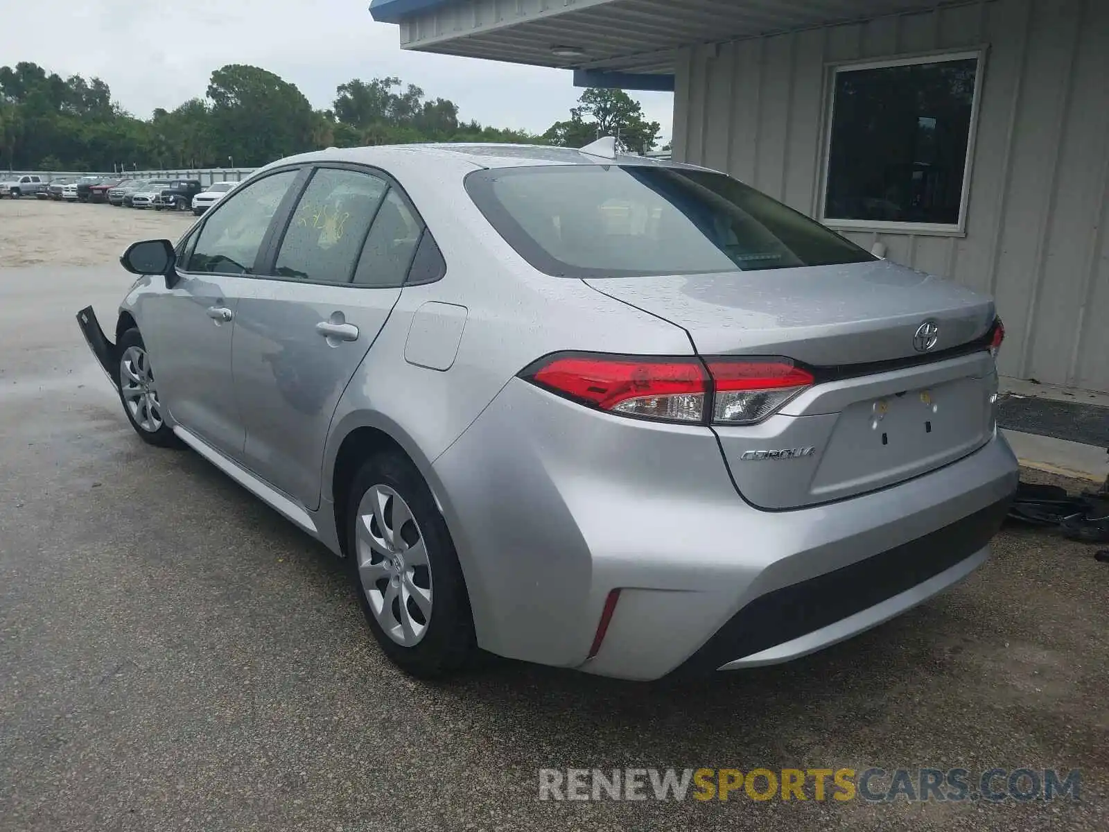 3 Photograph of a damaged car JTDEPRAE1LJ059301 TOYOTA COROLLA 2020