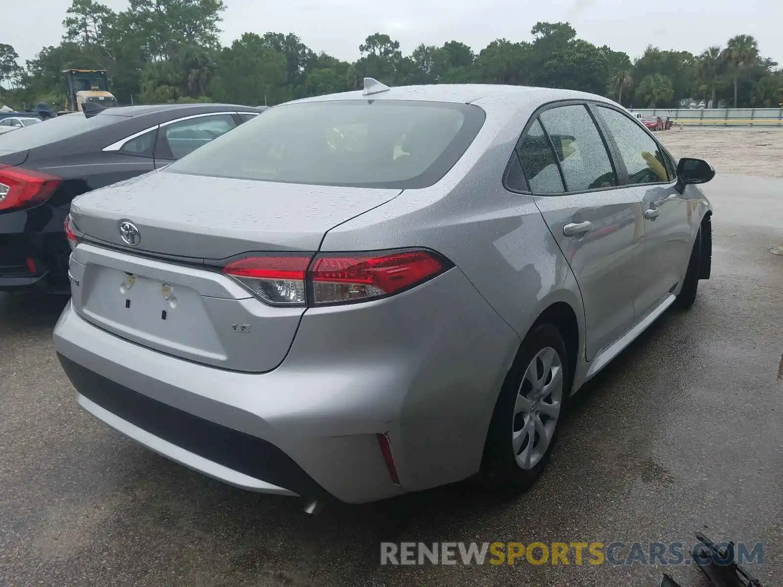 4 Photograph of a damaged car JTDEPRAE1LJ059301 TOYOTA COROLLA 2020