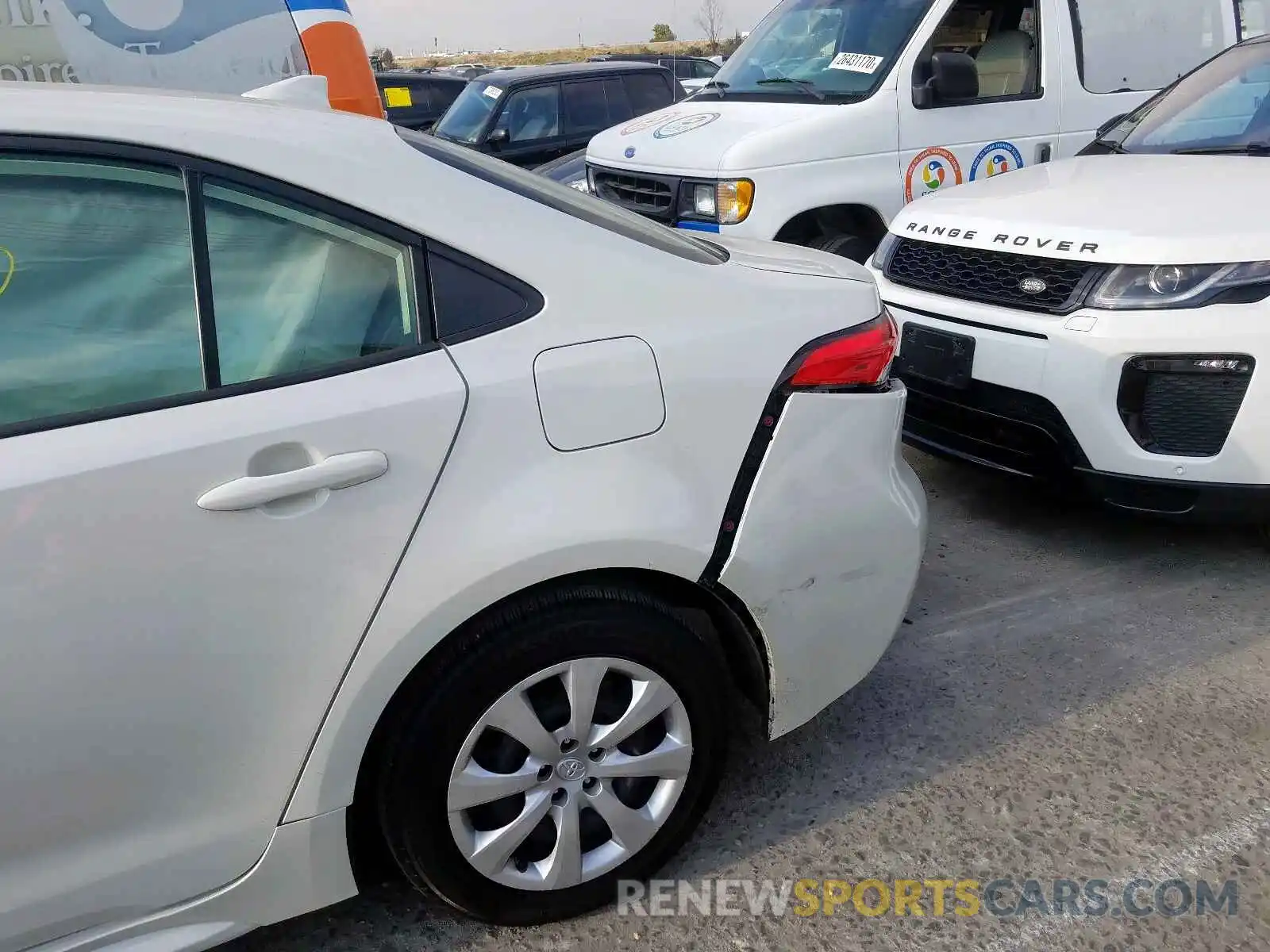 10 Photograph of a damaged car JTDEPRAE1LJ060089 TOYOTA COROLLA 2020