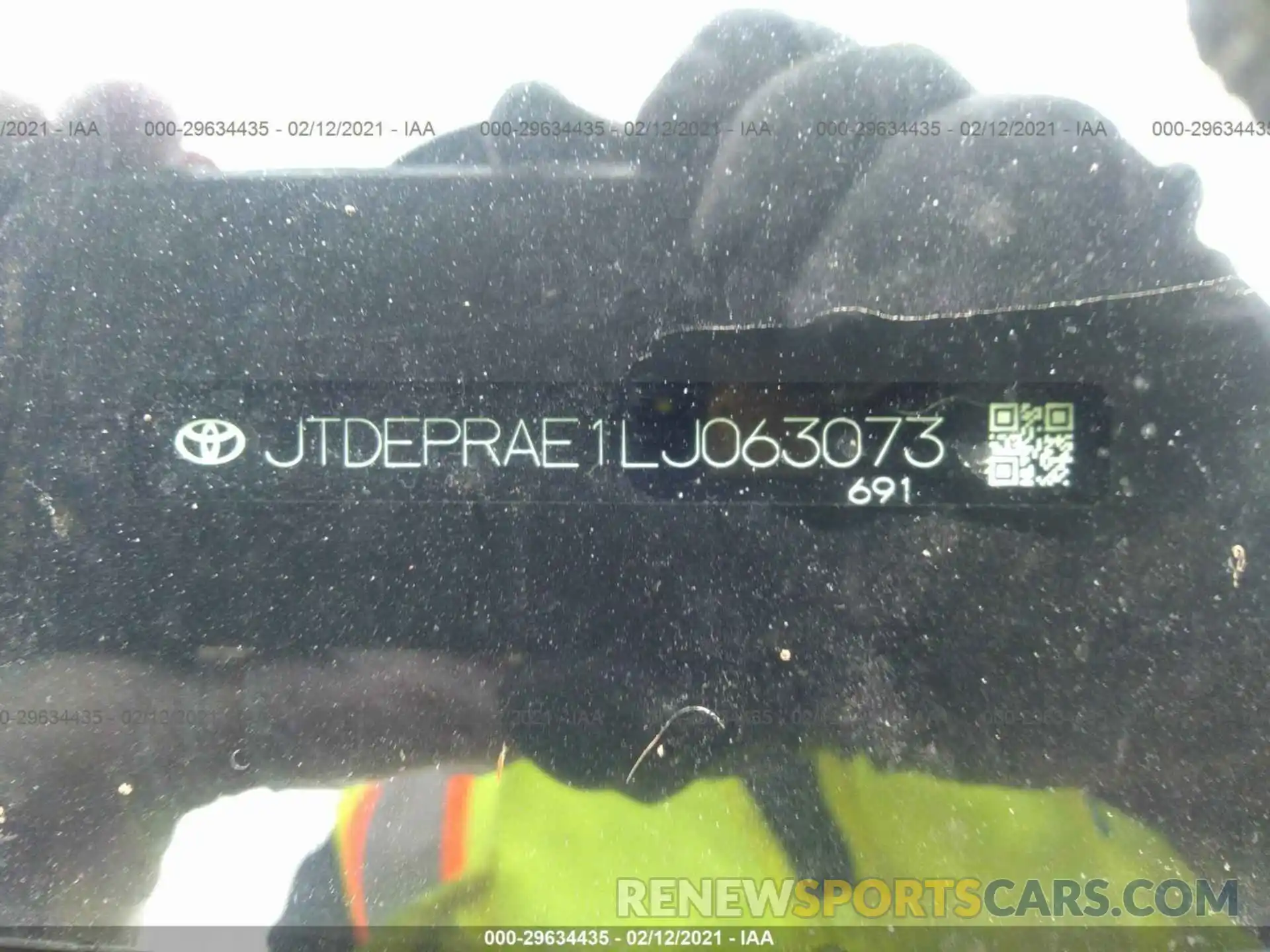 9 Photograph of a damaged car JTDEPRAE1LJ063073 TOYOTA COROLLA 2020