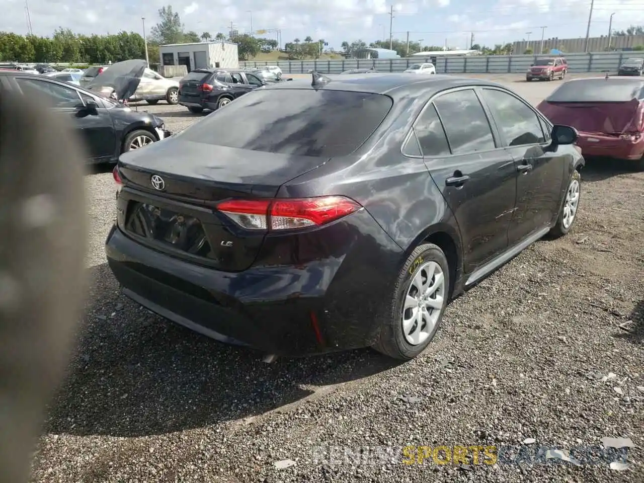 4 Photograph of a damaged car JTDEPRAE1LJ064577 TOYOTA COROLLA 2020