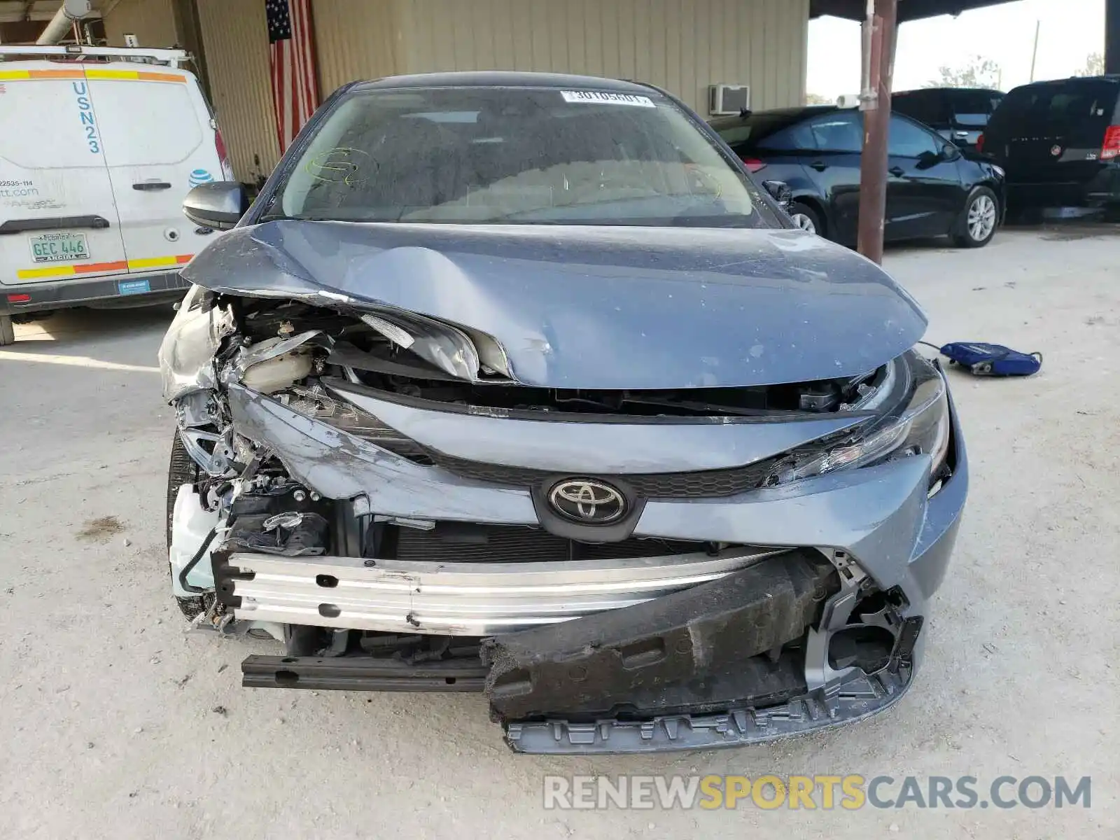 9 Photograph of a damaged car JTDEPRAE1LJ065373 TOYOTA COROLLA 2020