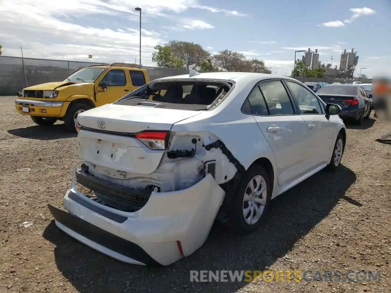 4 Photograph of a damaged car JTDEPRAE1LJ068323 TOYOTA COROLLA 2020