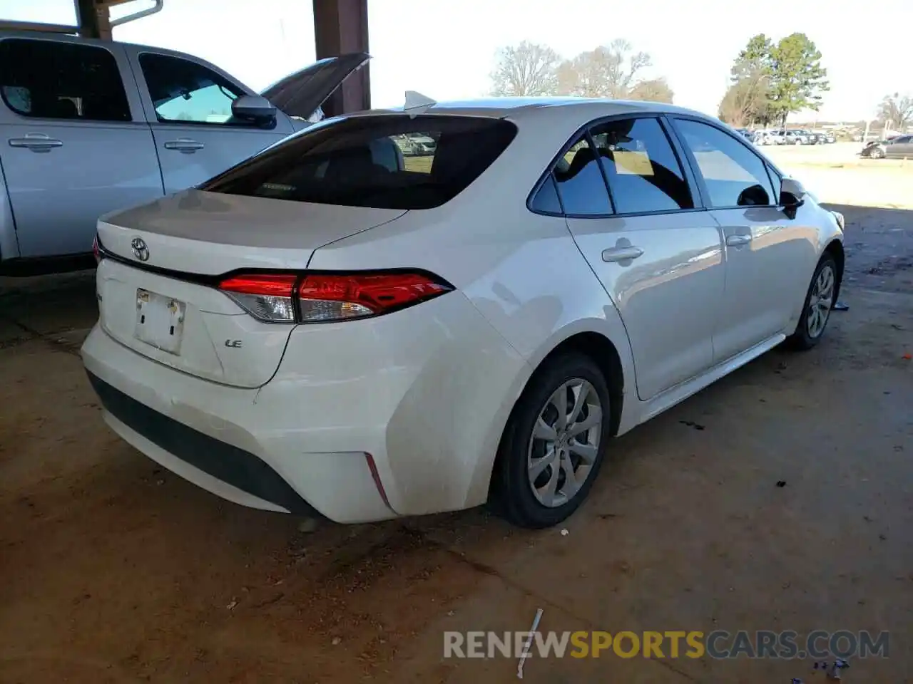 4 Photograph of a damaged car JTDEPRAE1LJ068936 TOYOTA COROLLA 2020